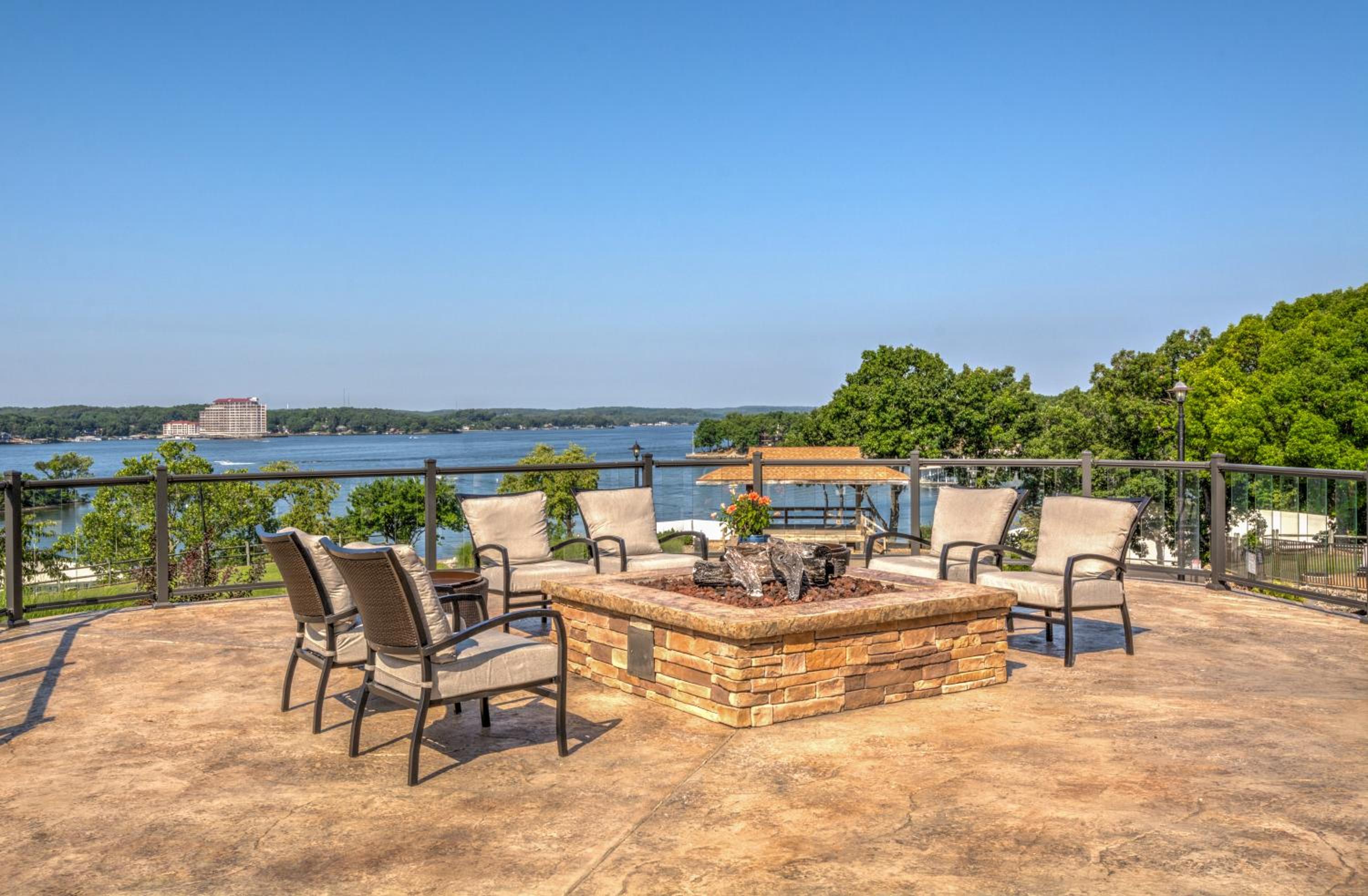 Lodge of Four Seasons Golf Resort, Marina  Spa - Property Image 12