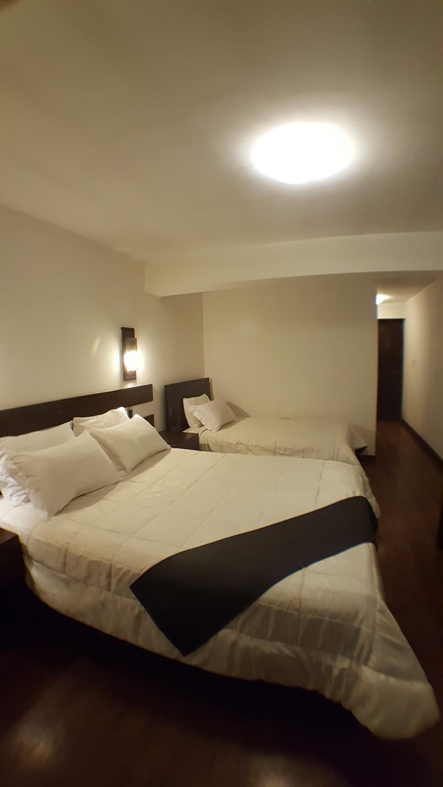 La Cabaña Hotel
