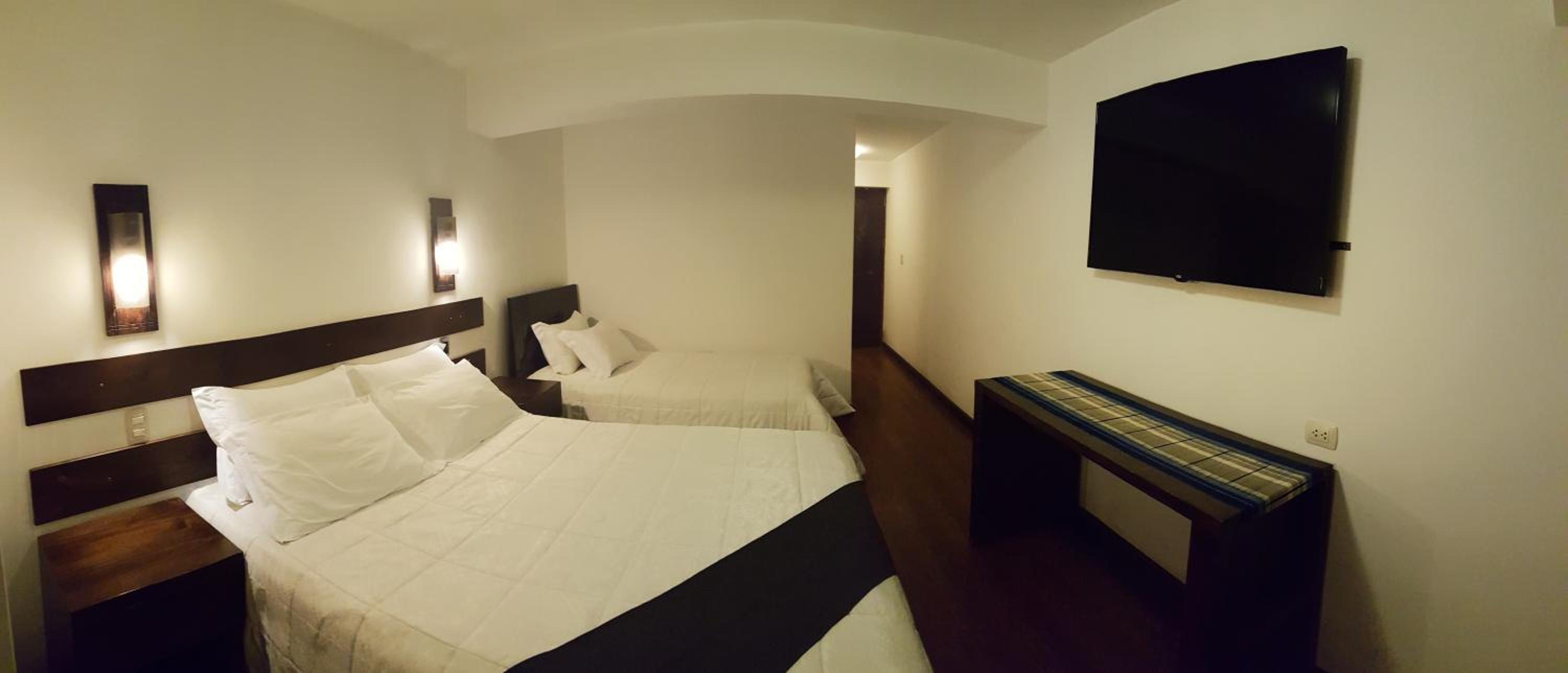 La Cabaña Hotel
