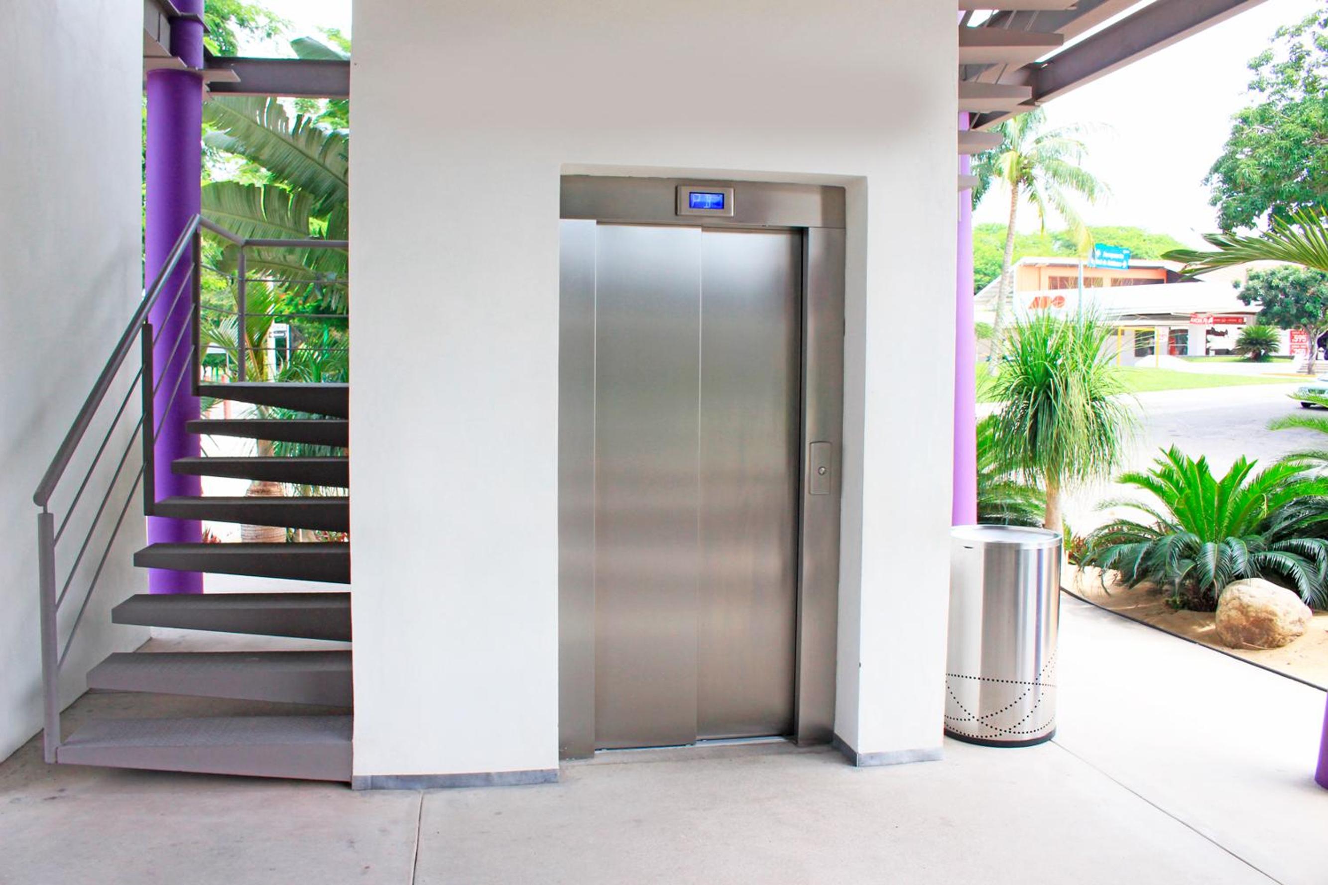 AM Hotel y Plaza - Property Image 37