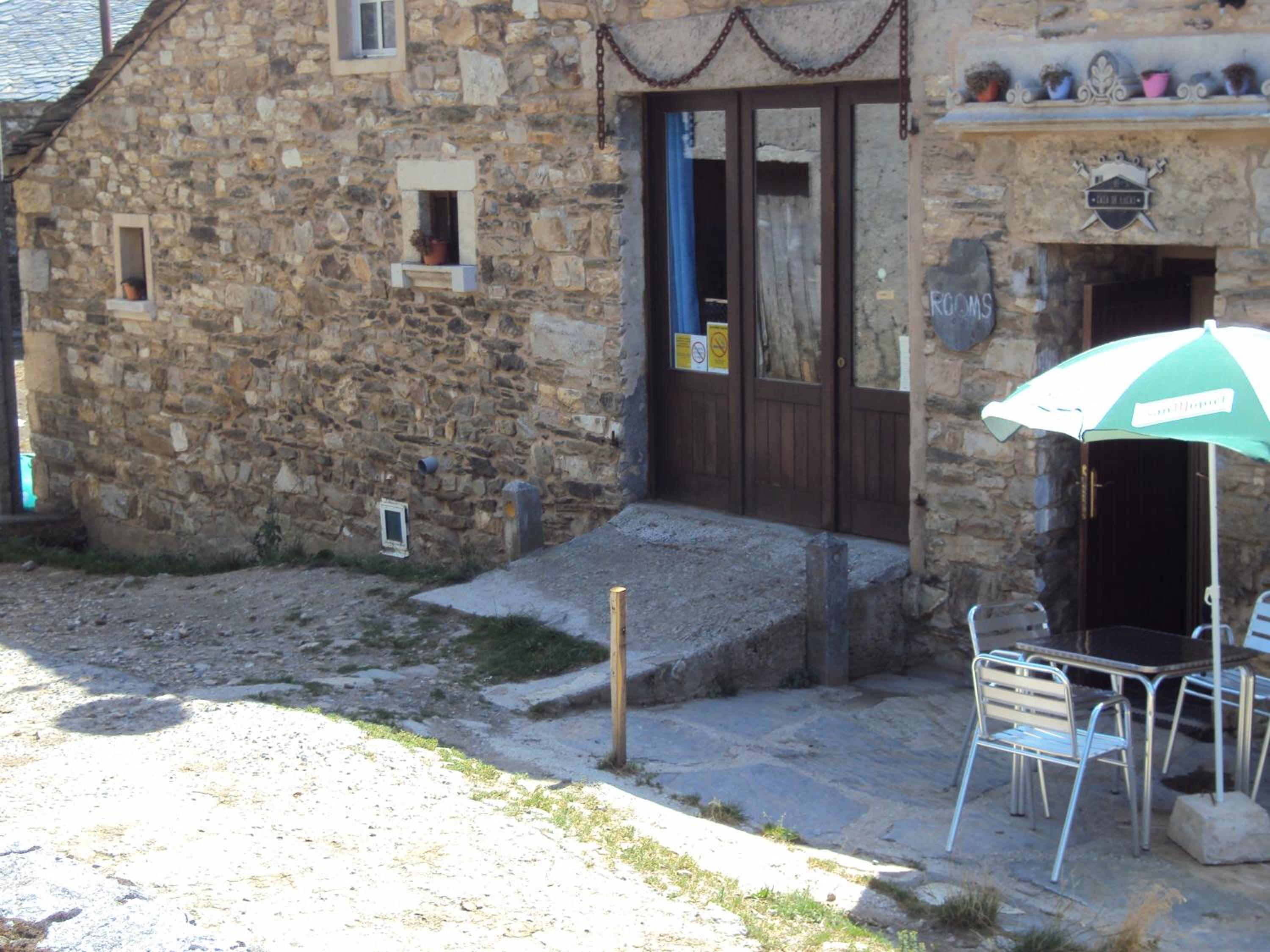 Photo 44