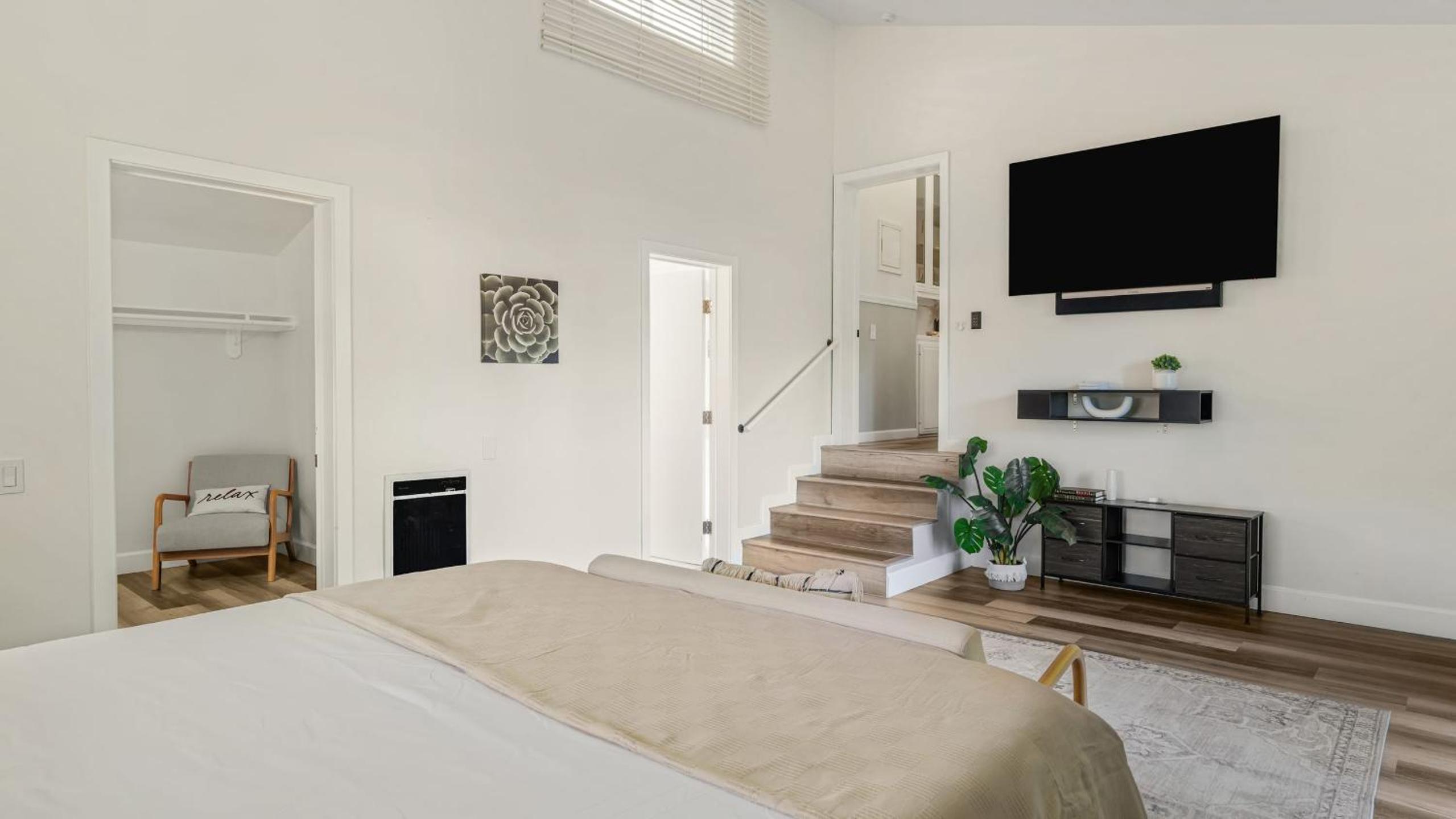 Sun-Drenched San Diego Escape w Pool Palapa Lounge Alfresco Dining Casa Walmar by Avantstay