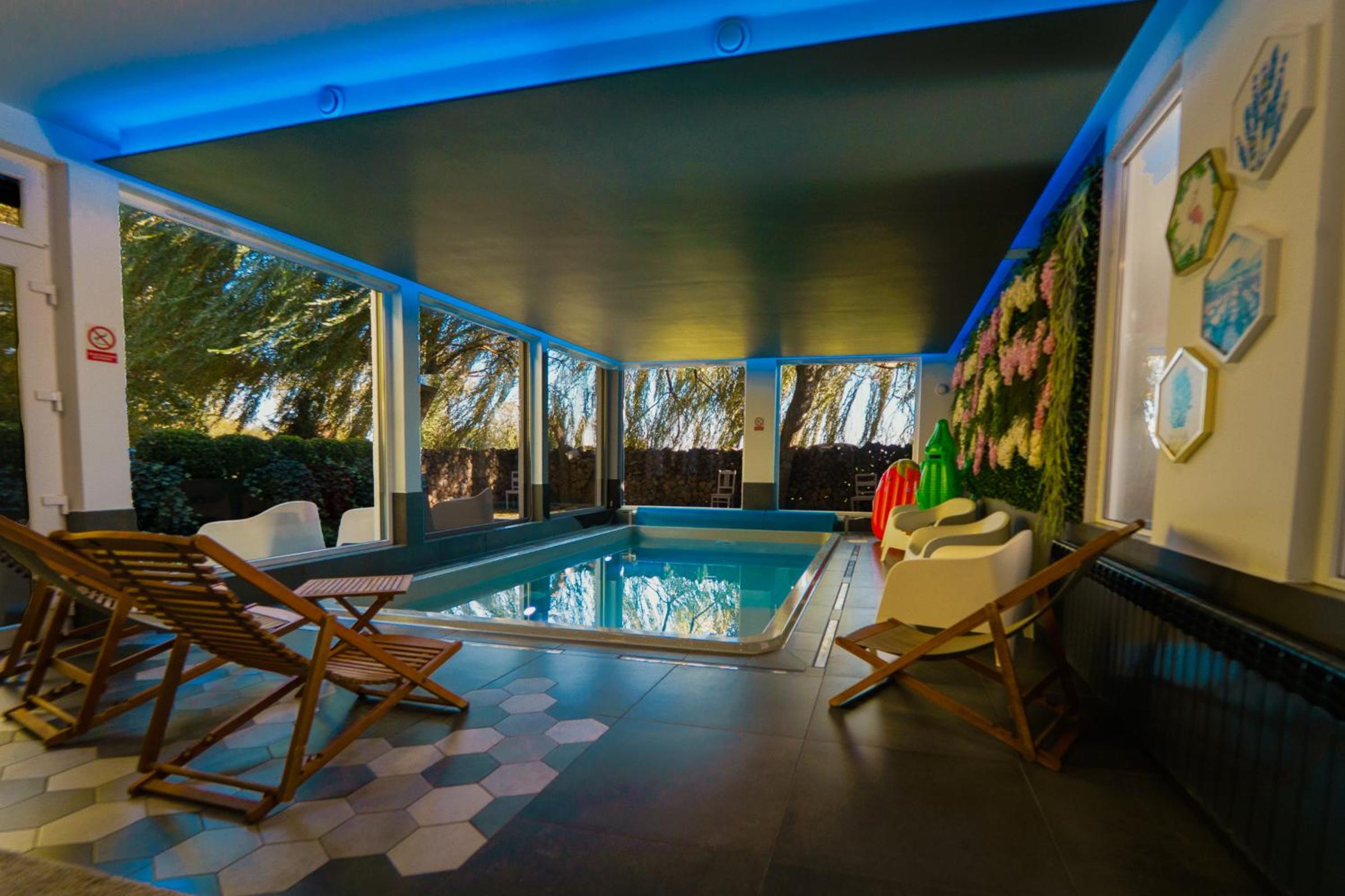 Grand House 47