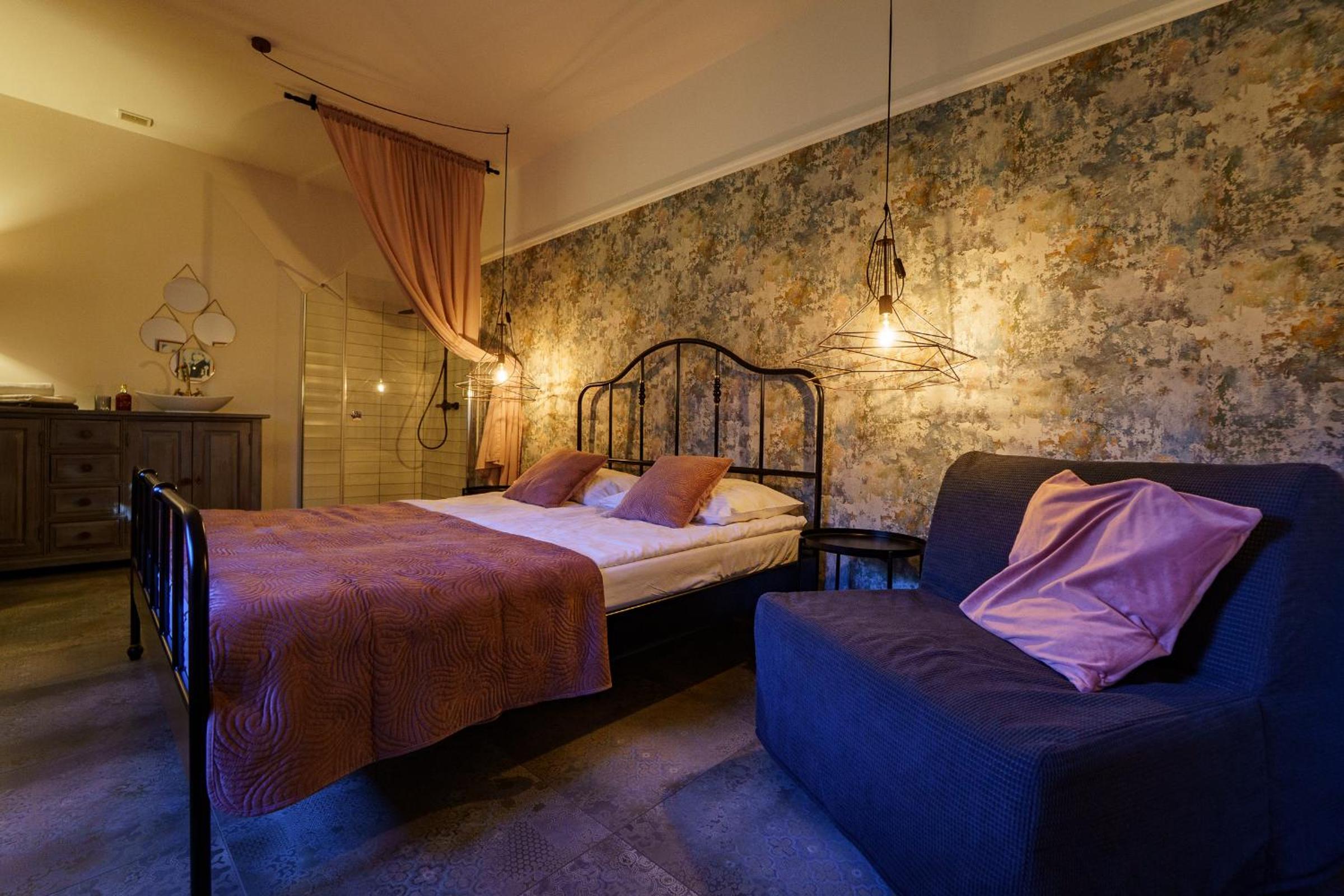 Grand House 47