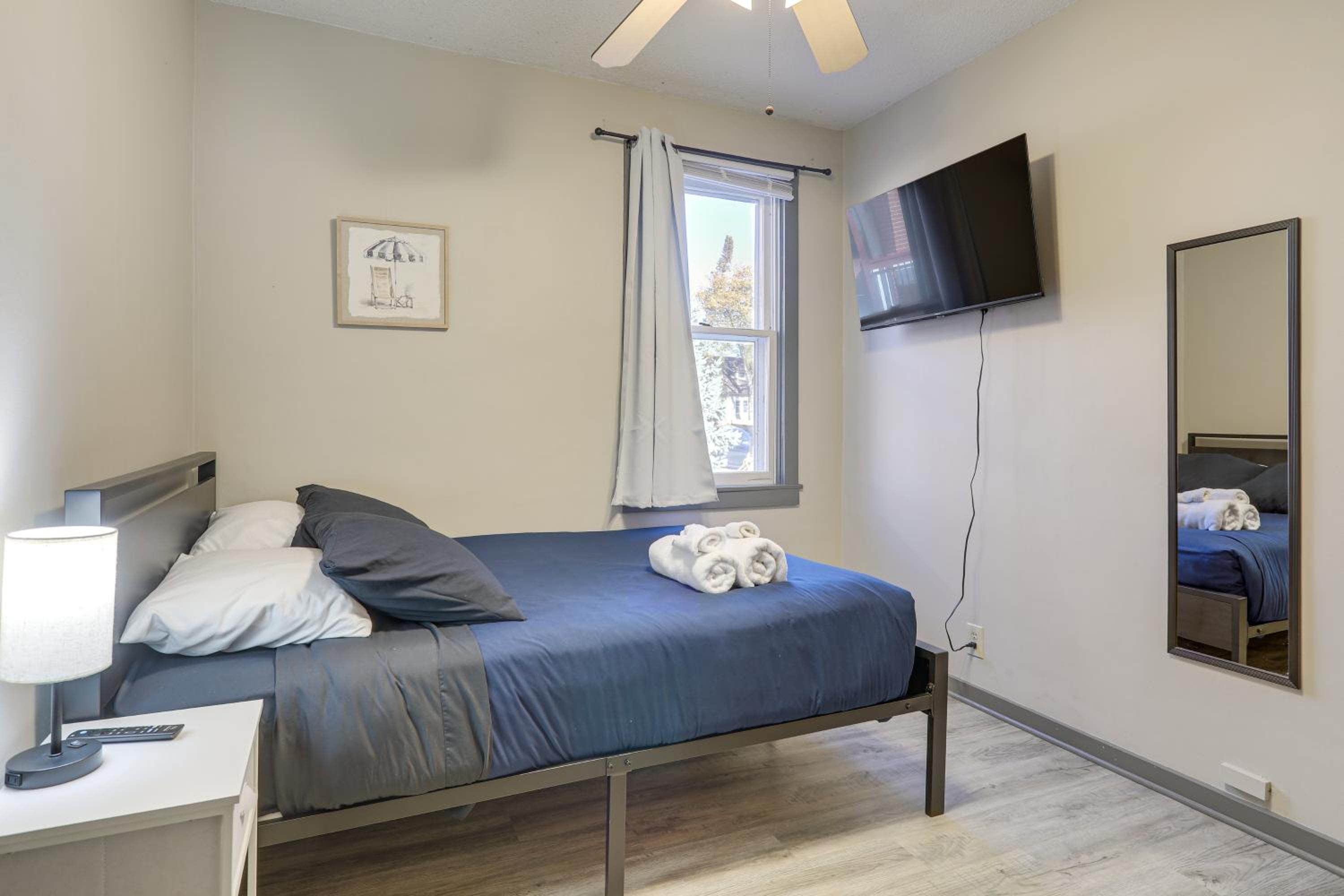 Steps to Shore! Pet-Friendly Lake Waconia Getaway