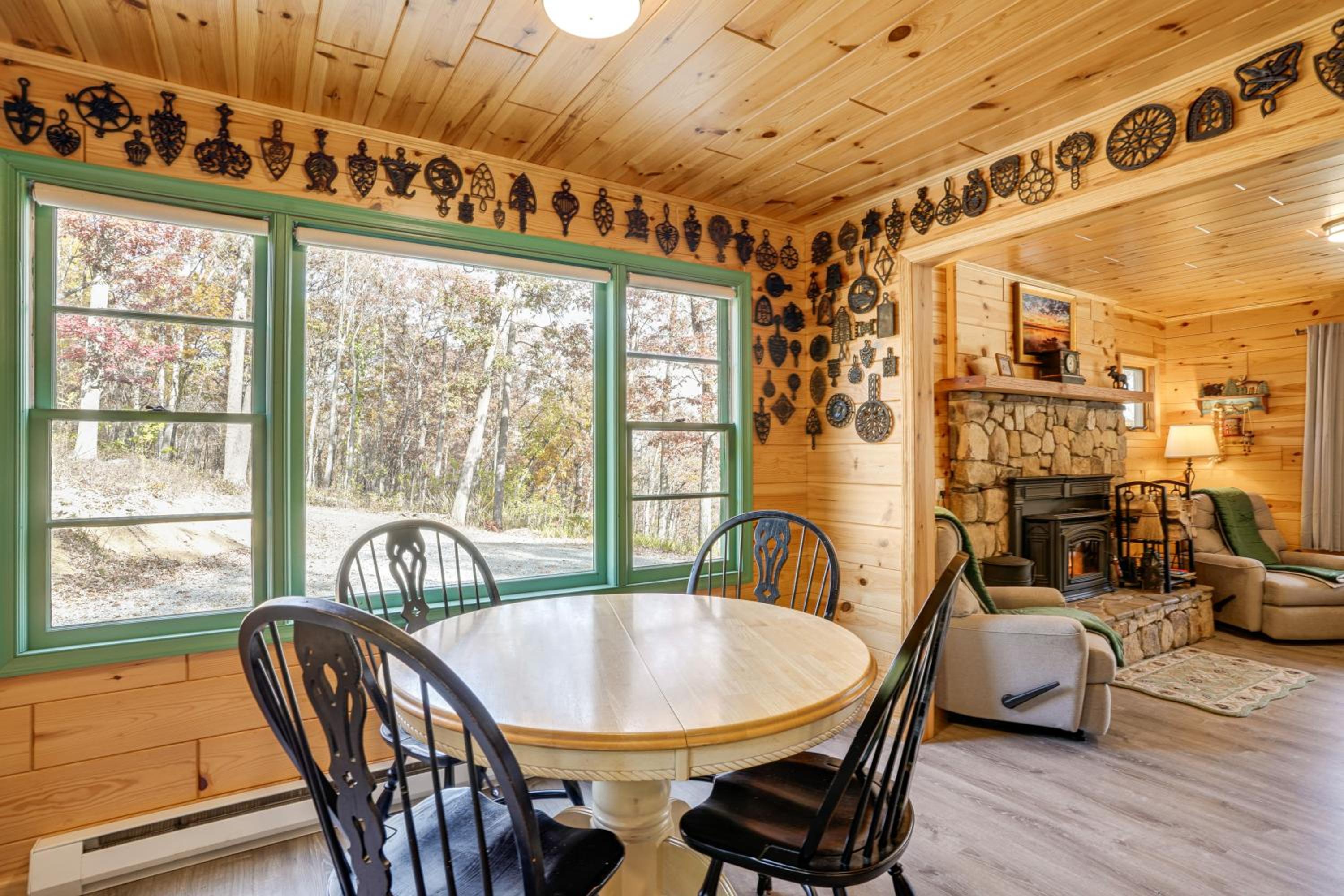 Hike On-Site! 16-Acre Escape Near Shenandoah NP