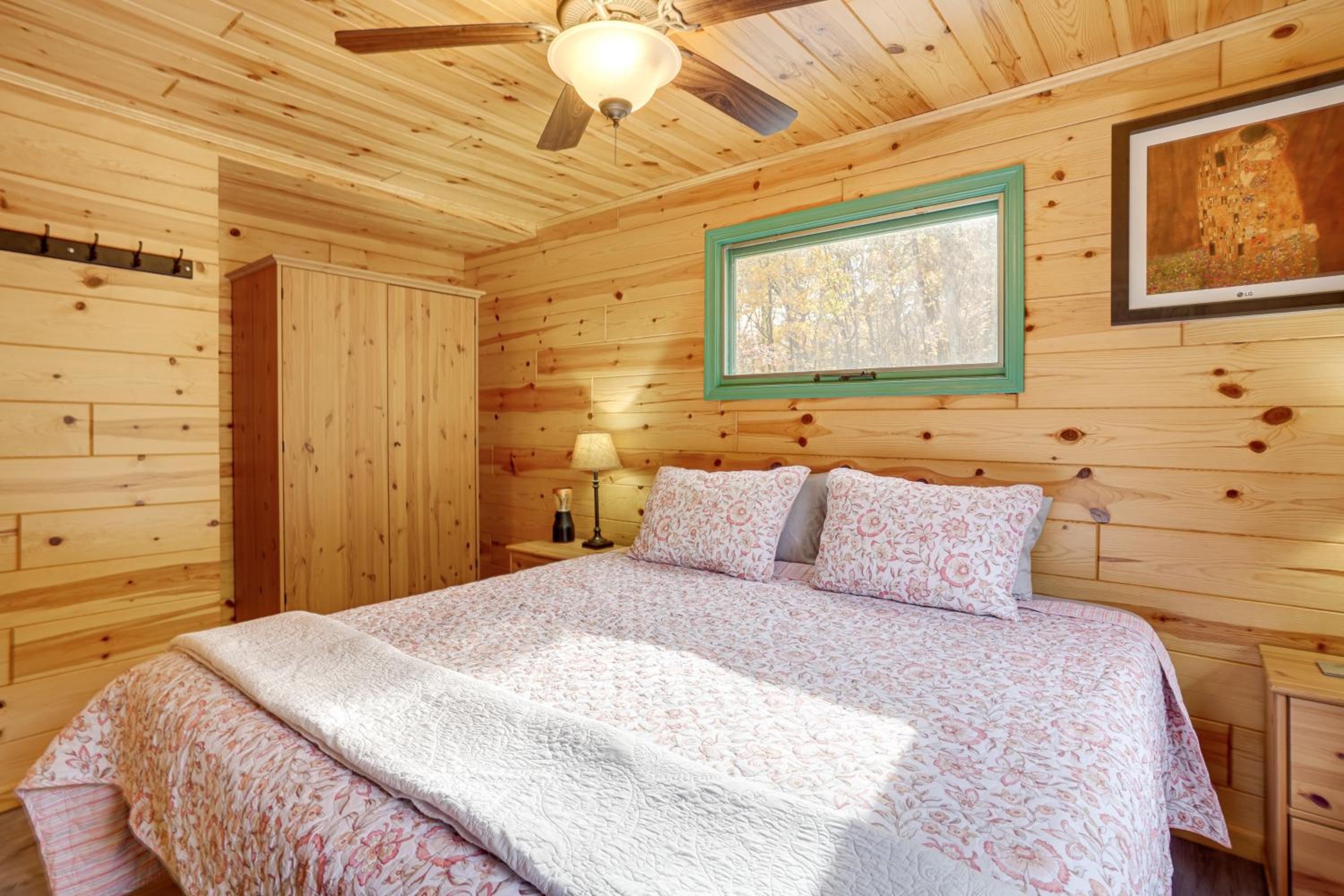 Hike On-Site! 16-Acre Escape Near Shenandoah NP