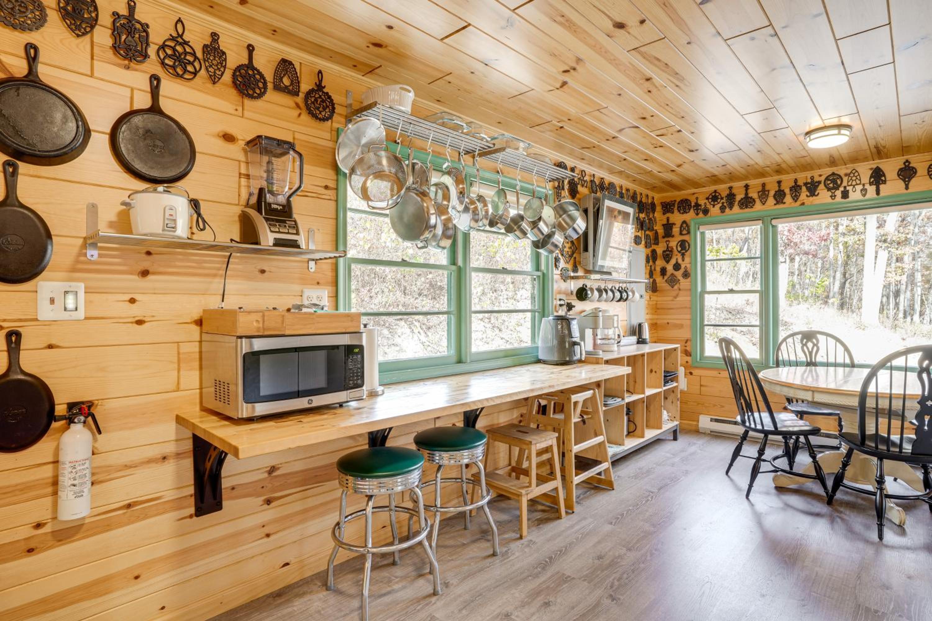 Hike On-Site! 16-Acre Escape Near Shenandoah NP