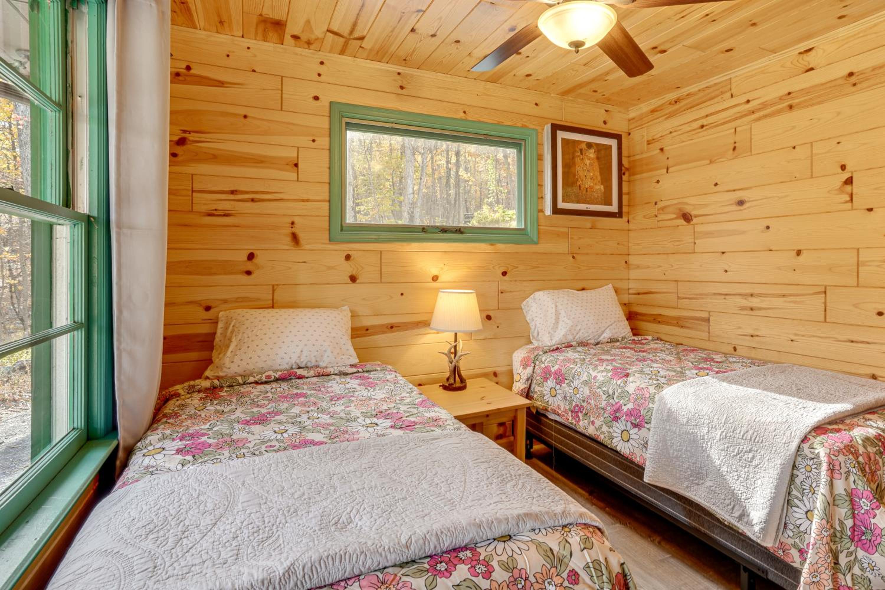 Hike On-Site! 16-Acre Escape Near Shenandoah NP