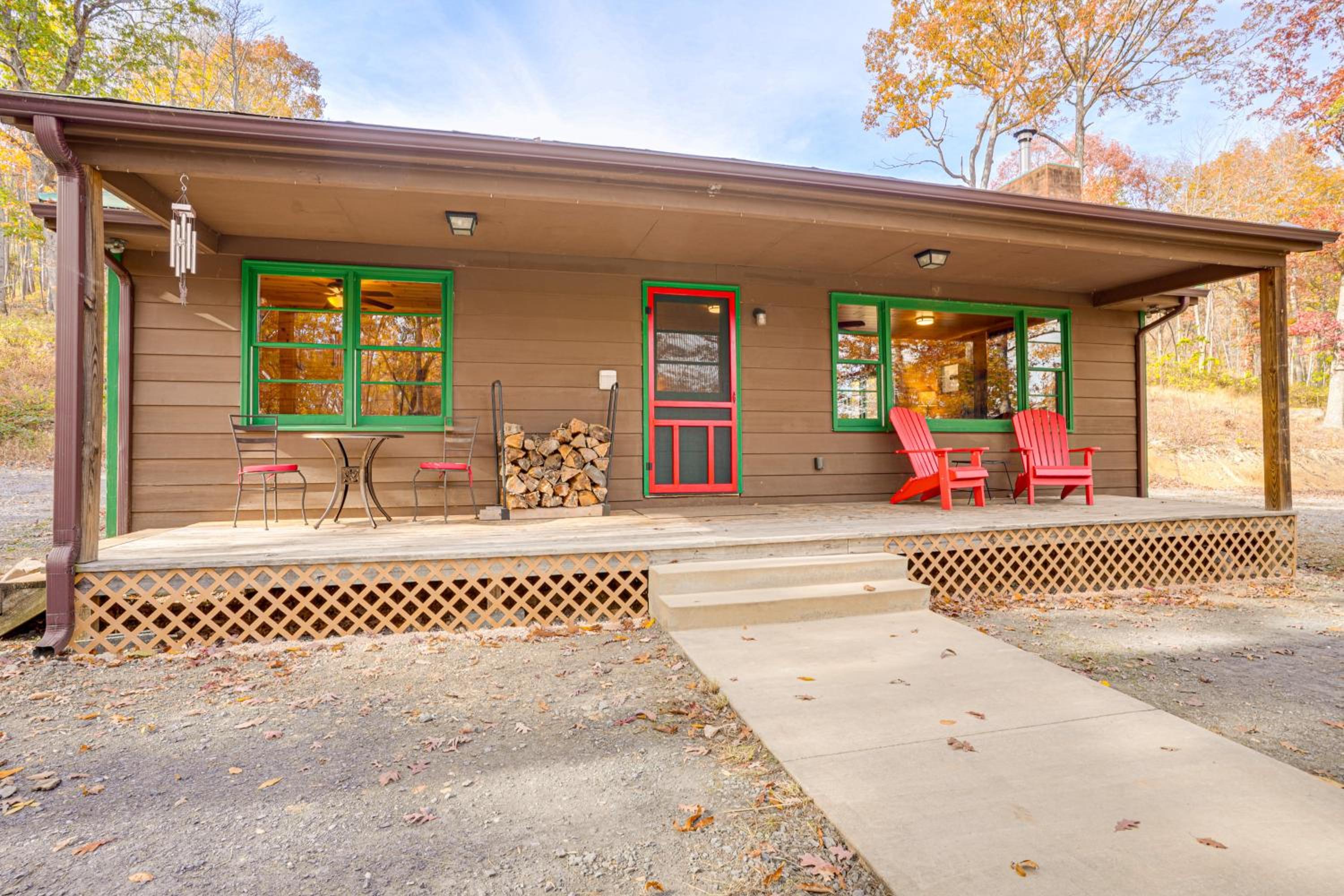 Hike On-Site! 16-Acre Escape Near Shenandoah NP