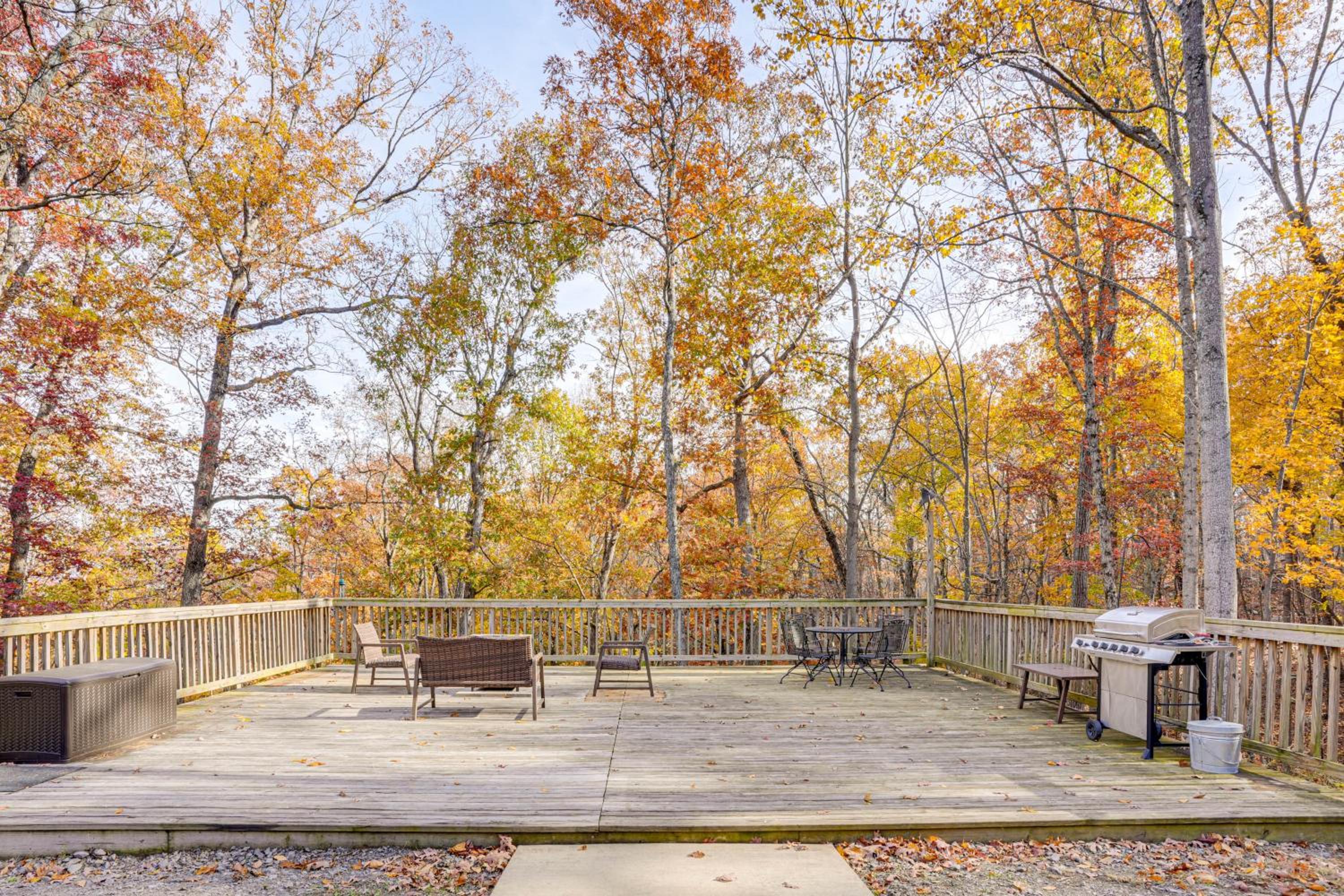 Hike On-Site! 16-Acre Escape Near Shenandoah NP
