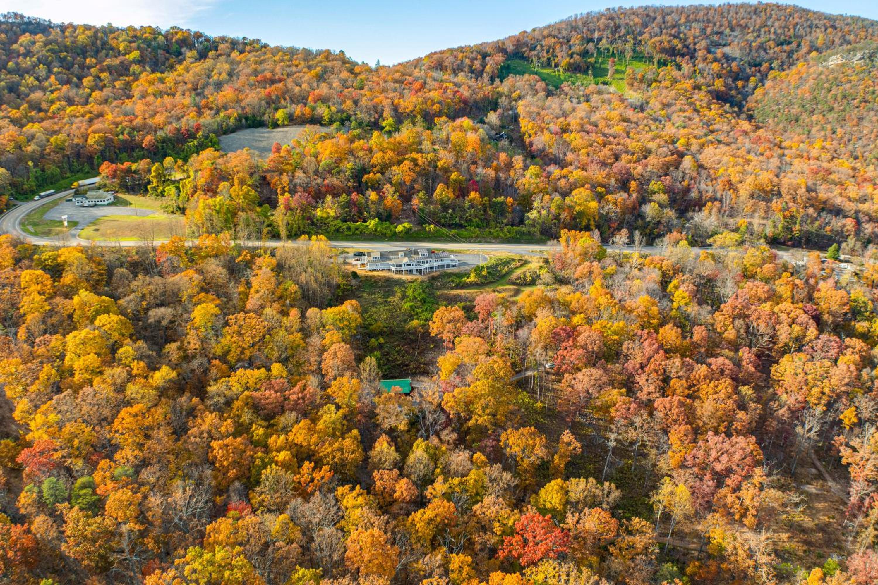 Hike On-Site! 16-Acre Escape Near Shenandoah NP