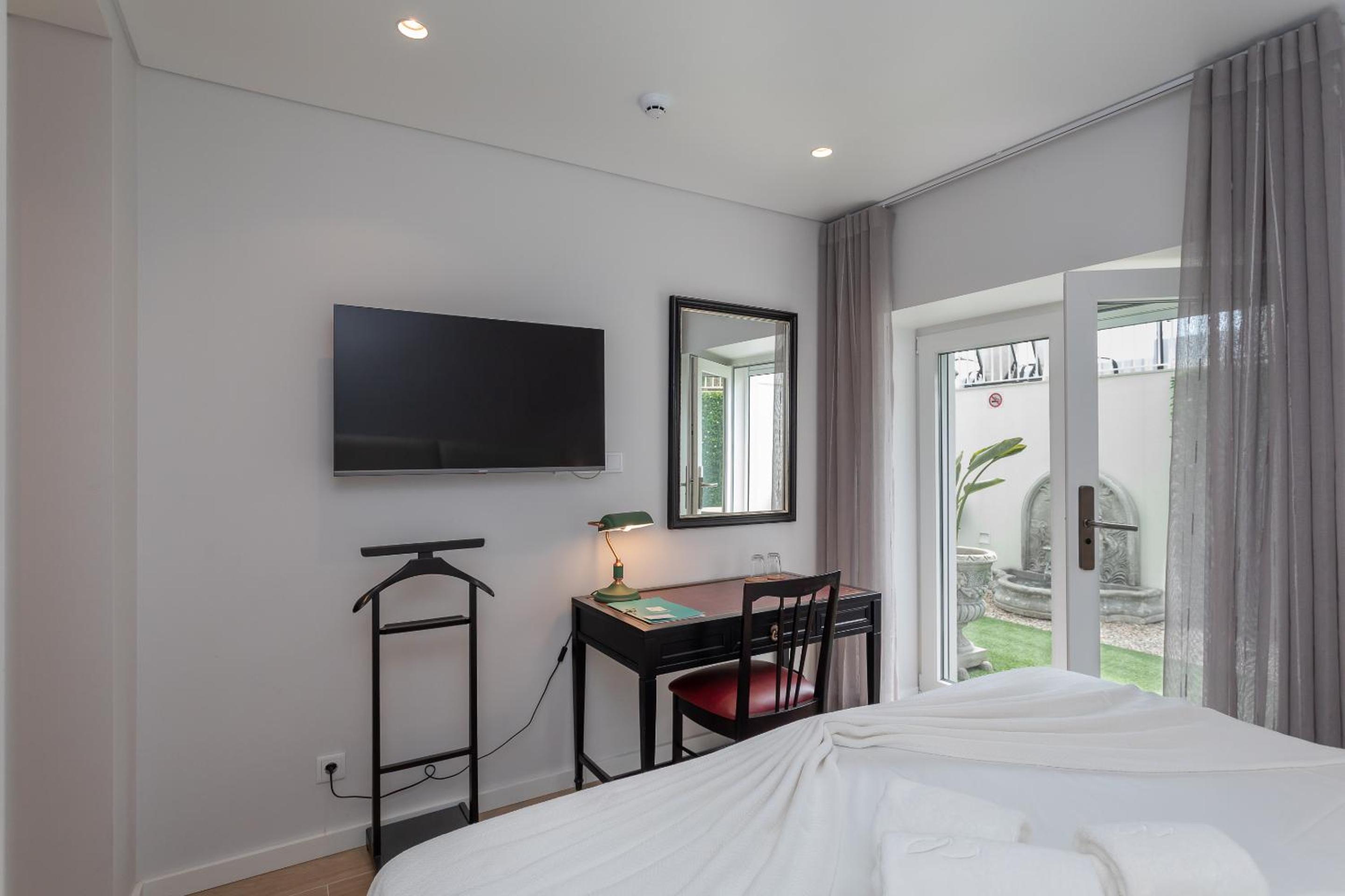 BeGuest Estoril Guesthouse