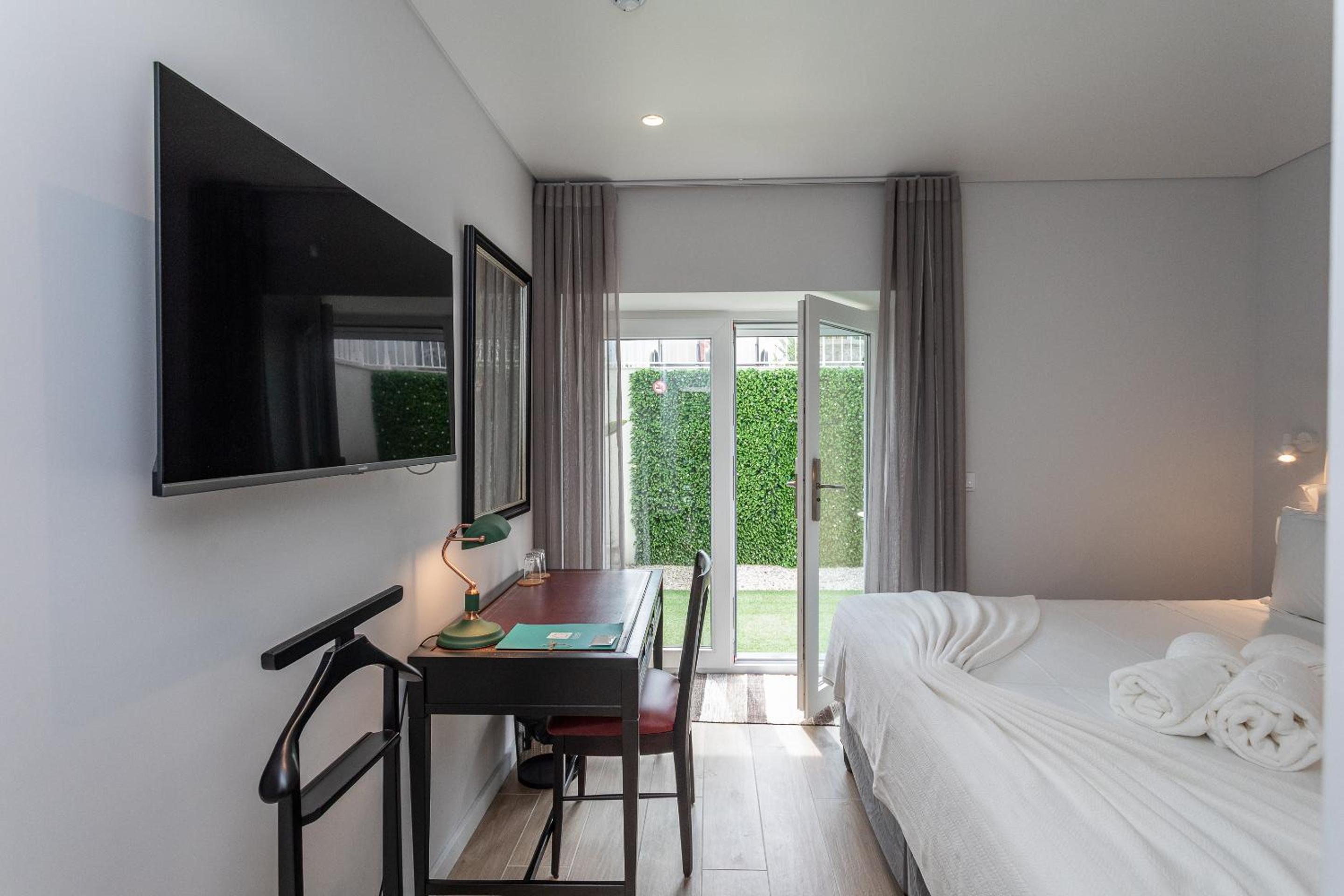 BeGuest Estoril Guesthouse