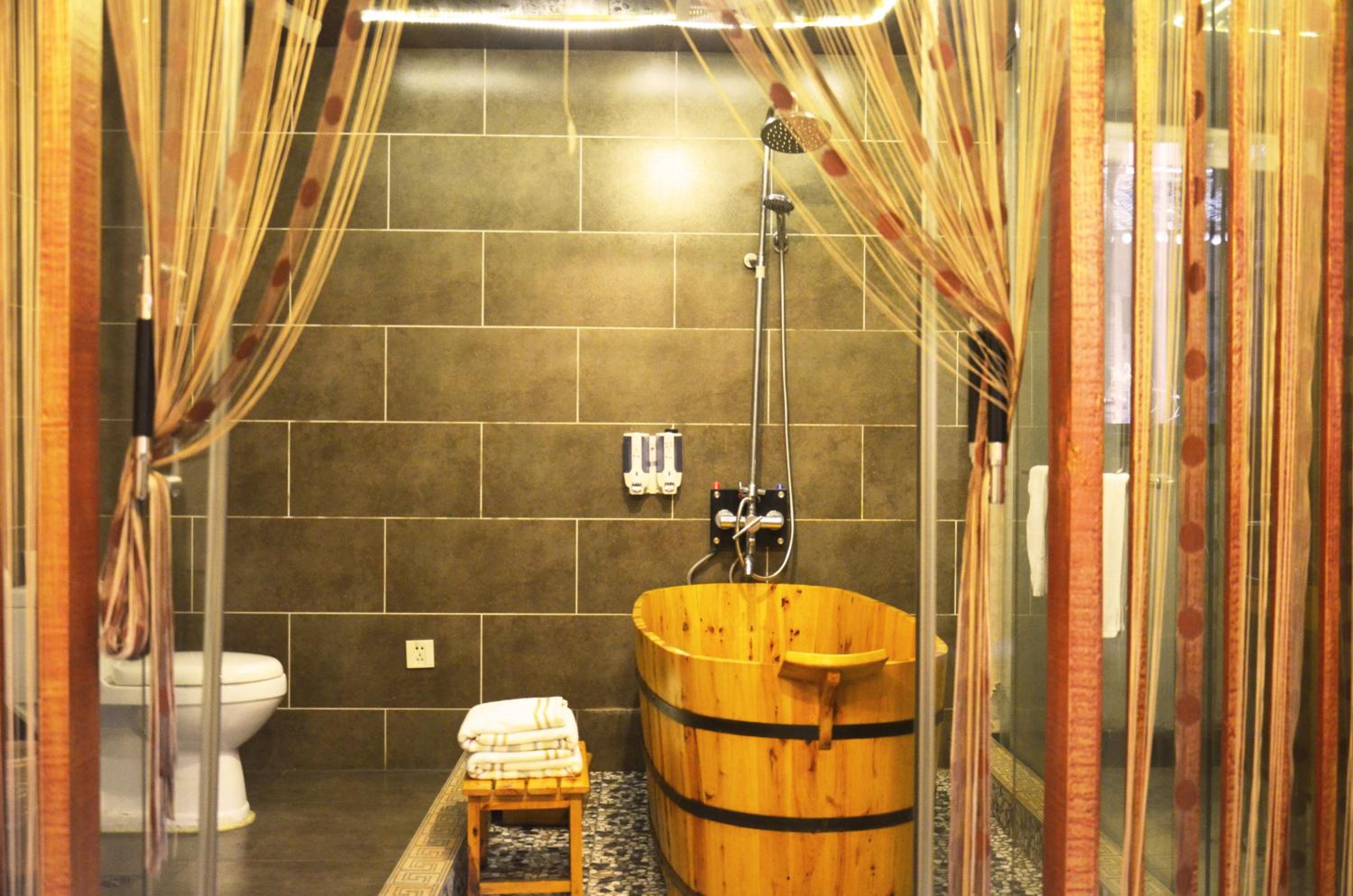 Shaoxing Vacations - Shaoxing Laotaimen Luxun Native Place Youth Hostel - Property Image 14