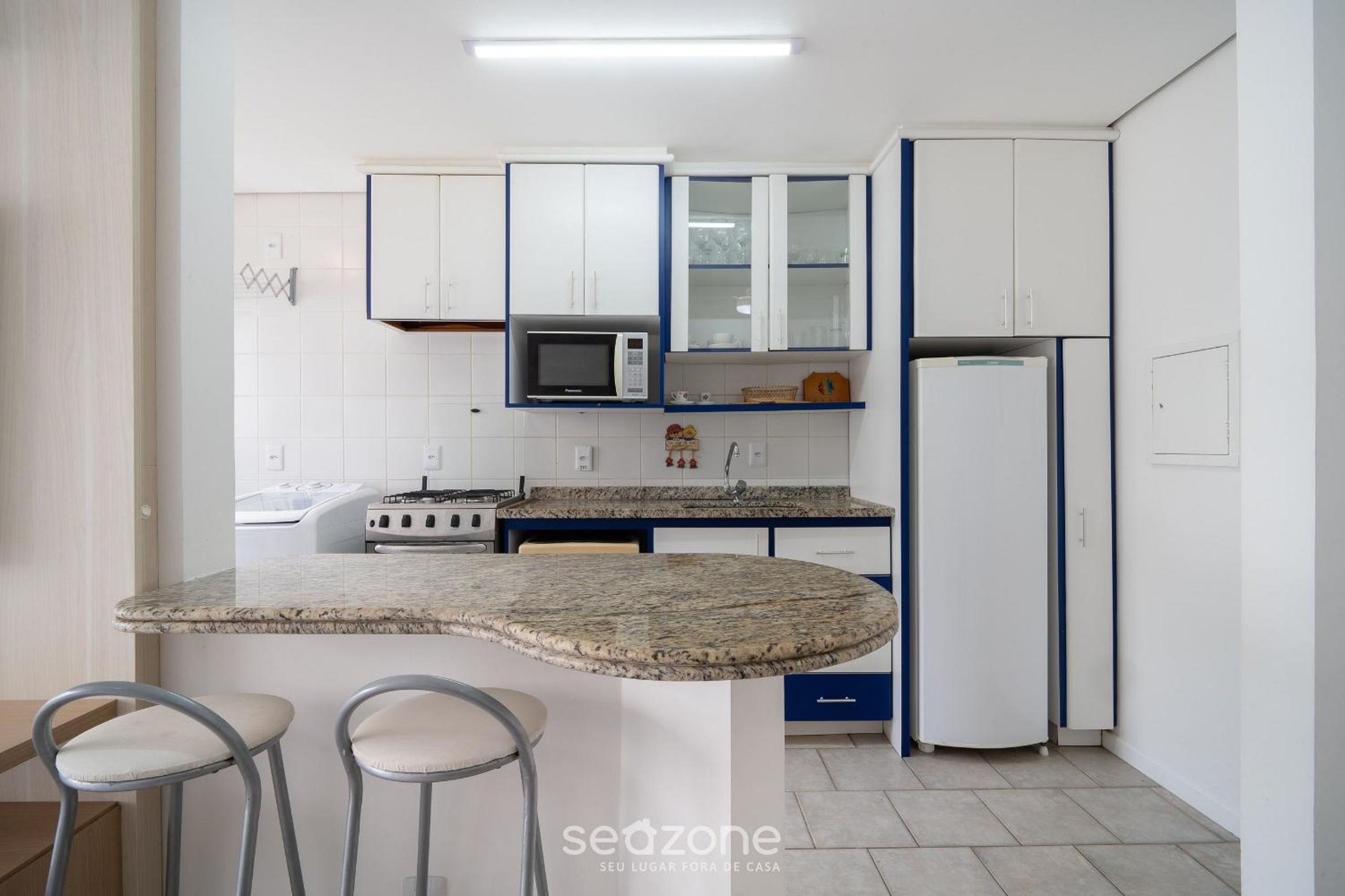 Apt 700 m from Praia de Jurerê AAV0306