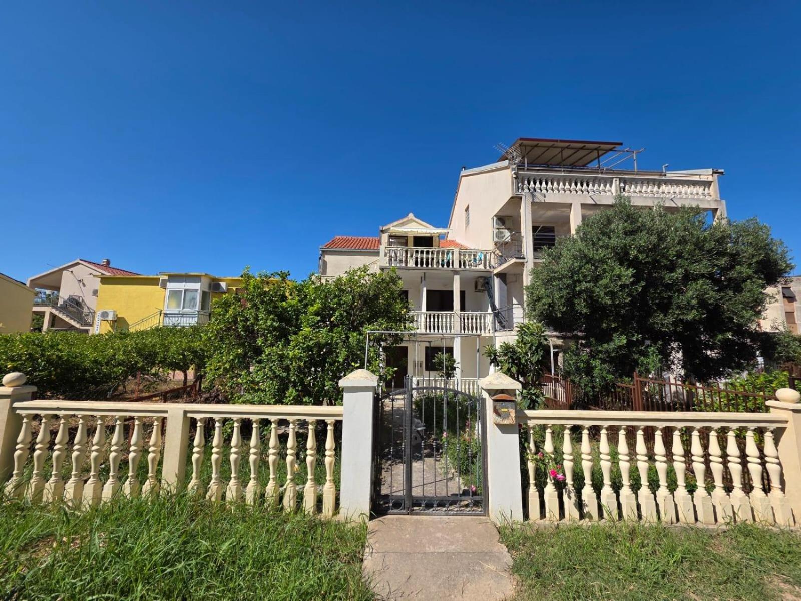 Antica Private Apartment Komiza