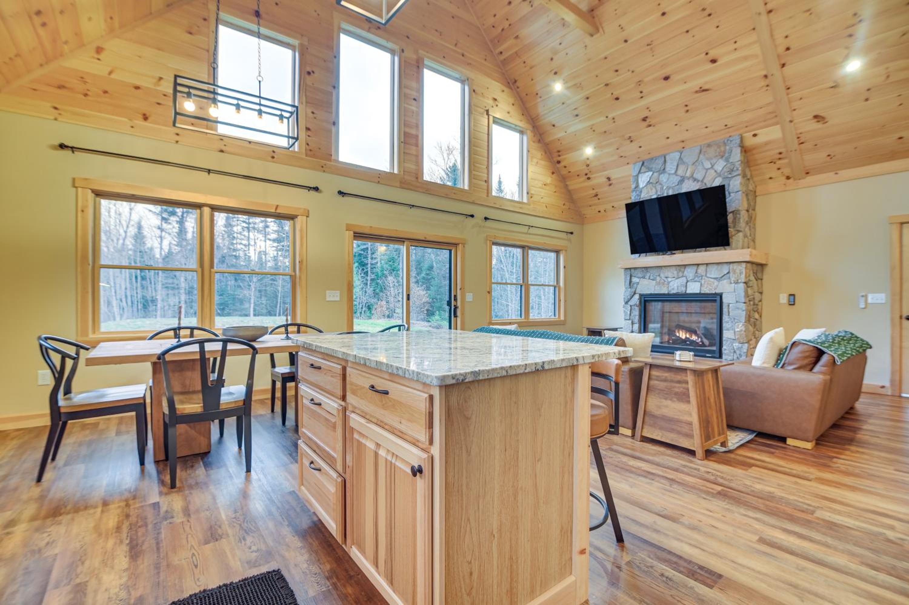 Hot Tub | Fire Pit | Mtn Escape Near Sunday River