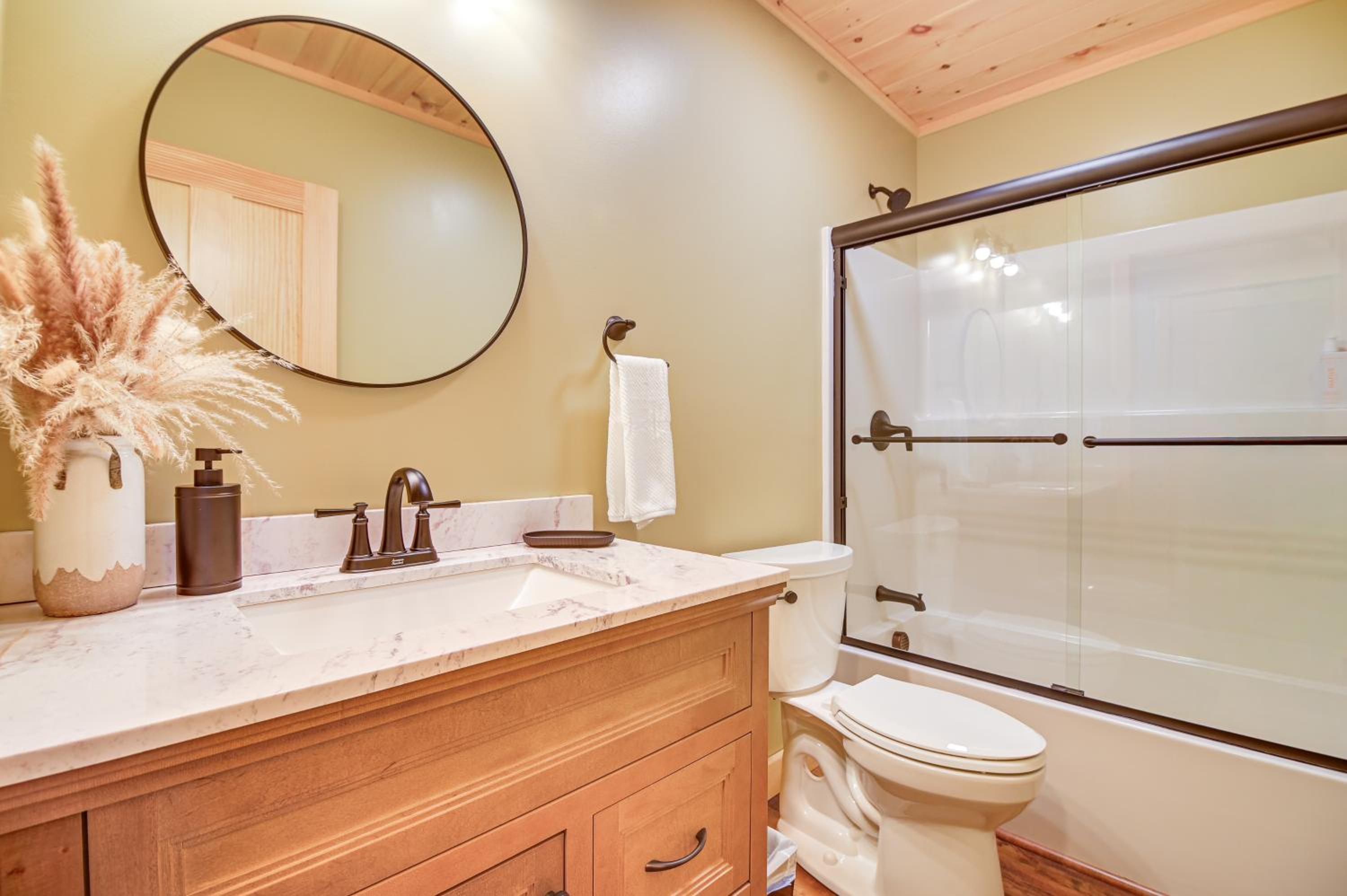 Hot Tub | Fire Pit | Mtn Escape Near Sunday River