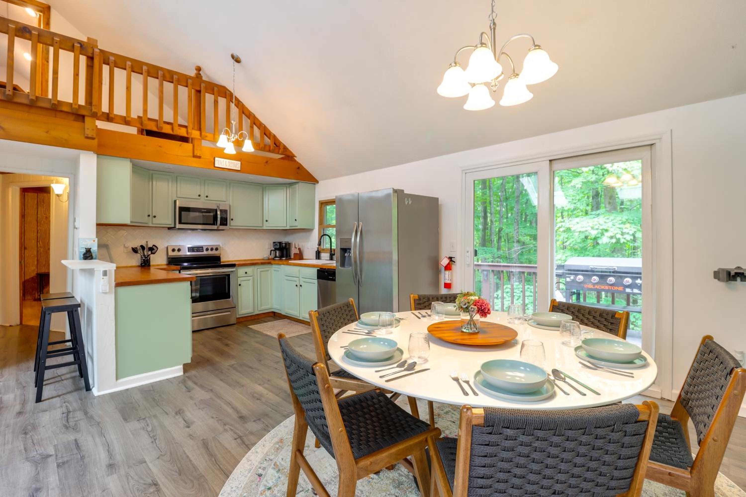 1 Mi to Lake, Golf and Ski Access The Hideout Home!