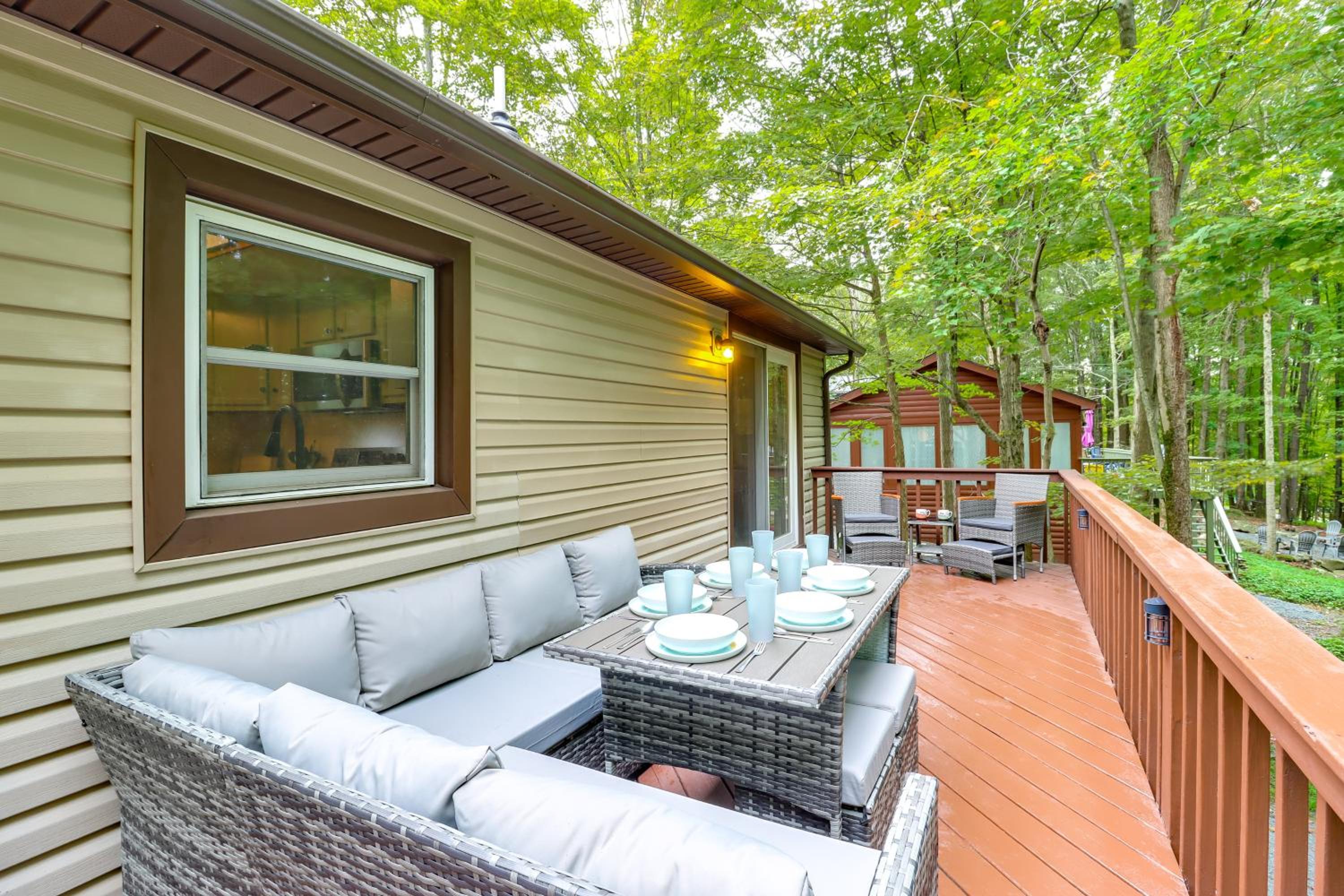 1 Mi to Lake, Golf and Ski Access The Hideout Home!