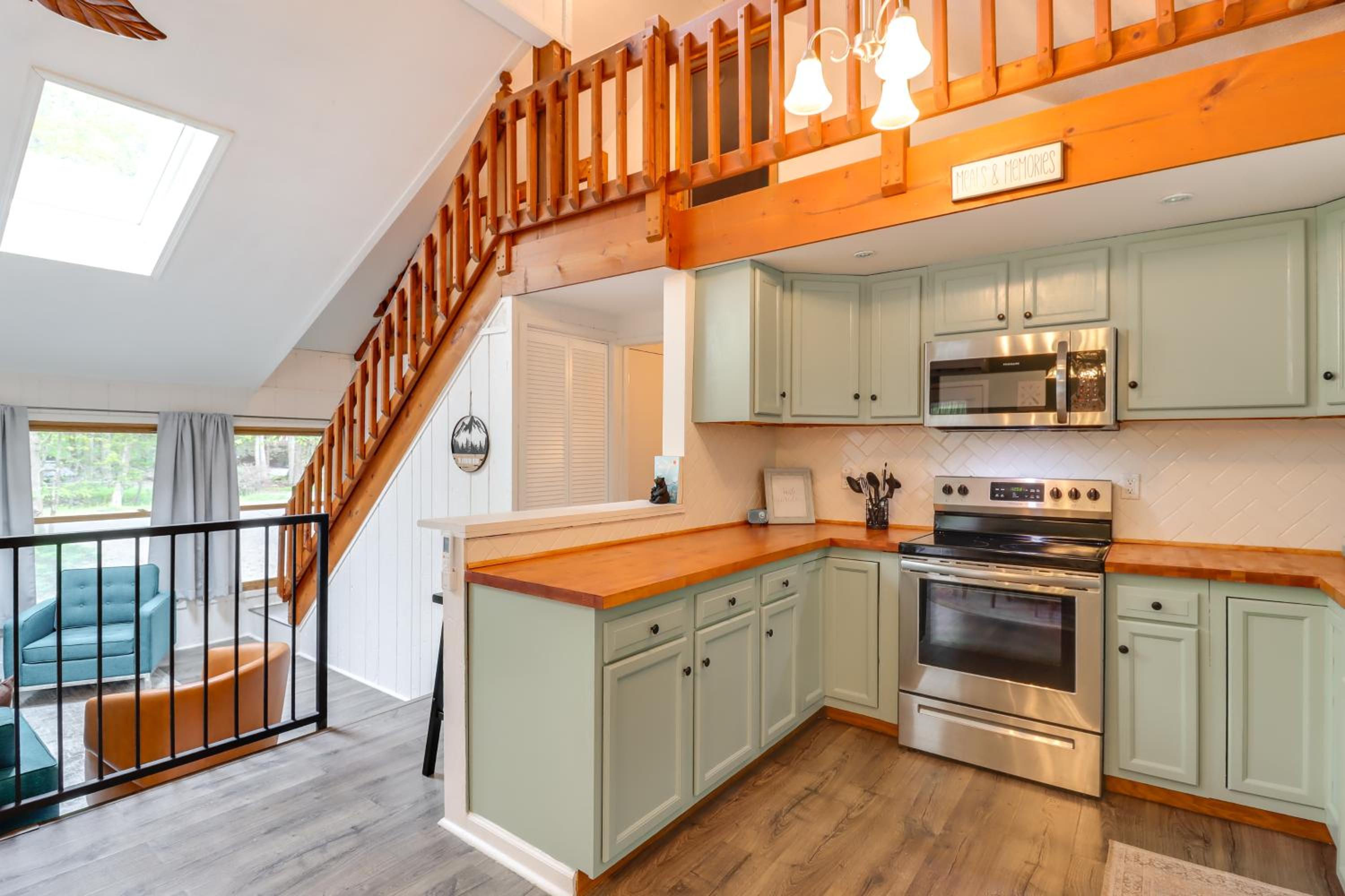1 Mi to Lake, Golf and Ski Access The Hideout Home!