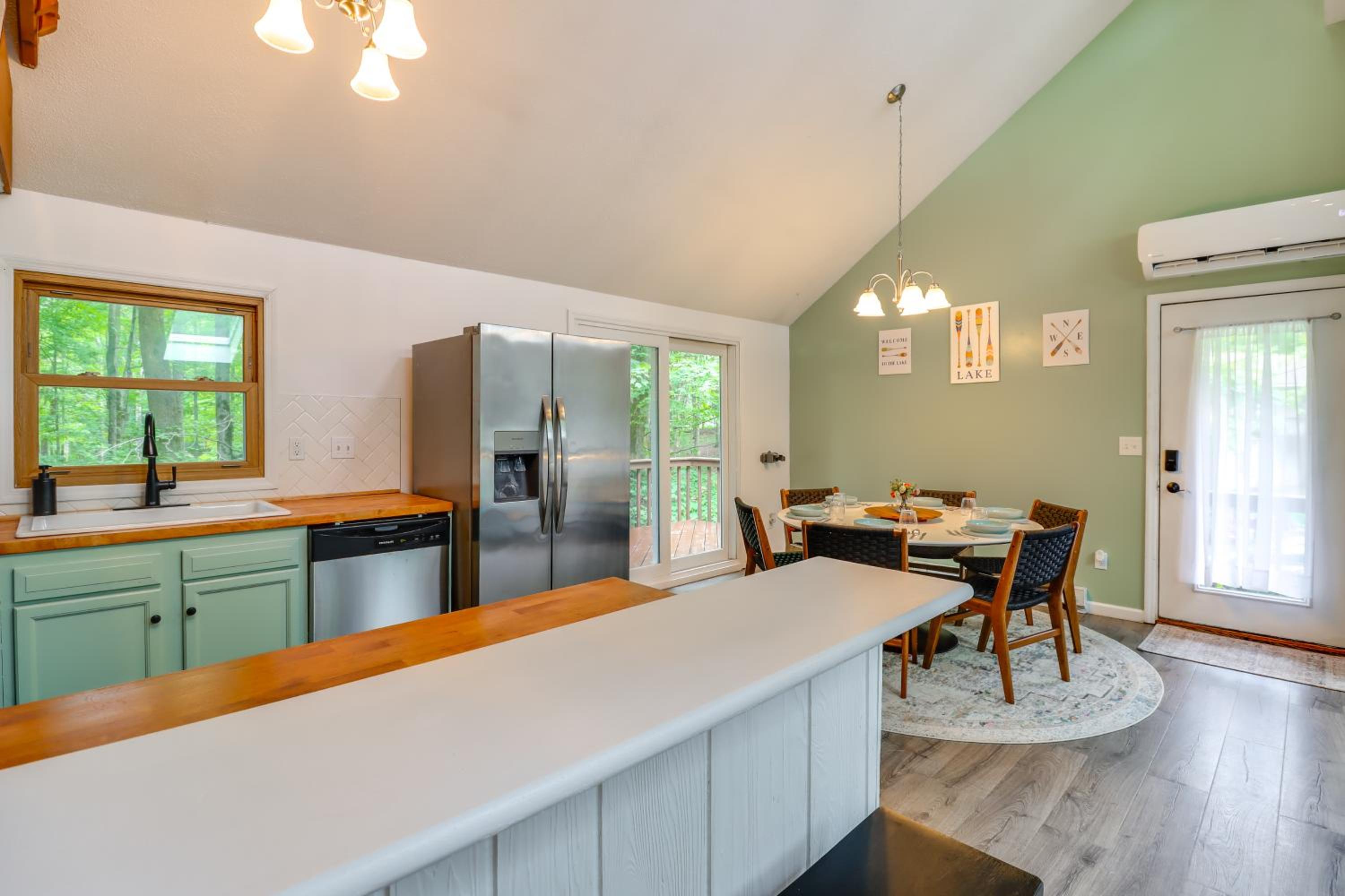 1 Mi to Lake, Golf and Ski Access The Hideout Home!