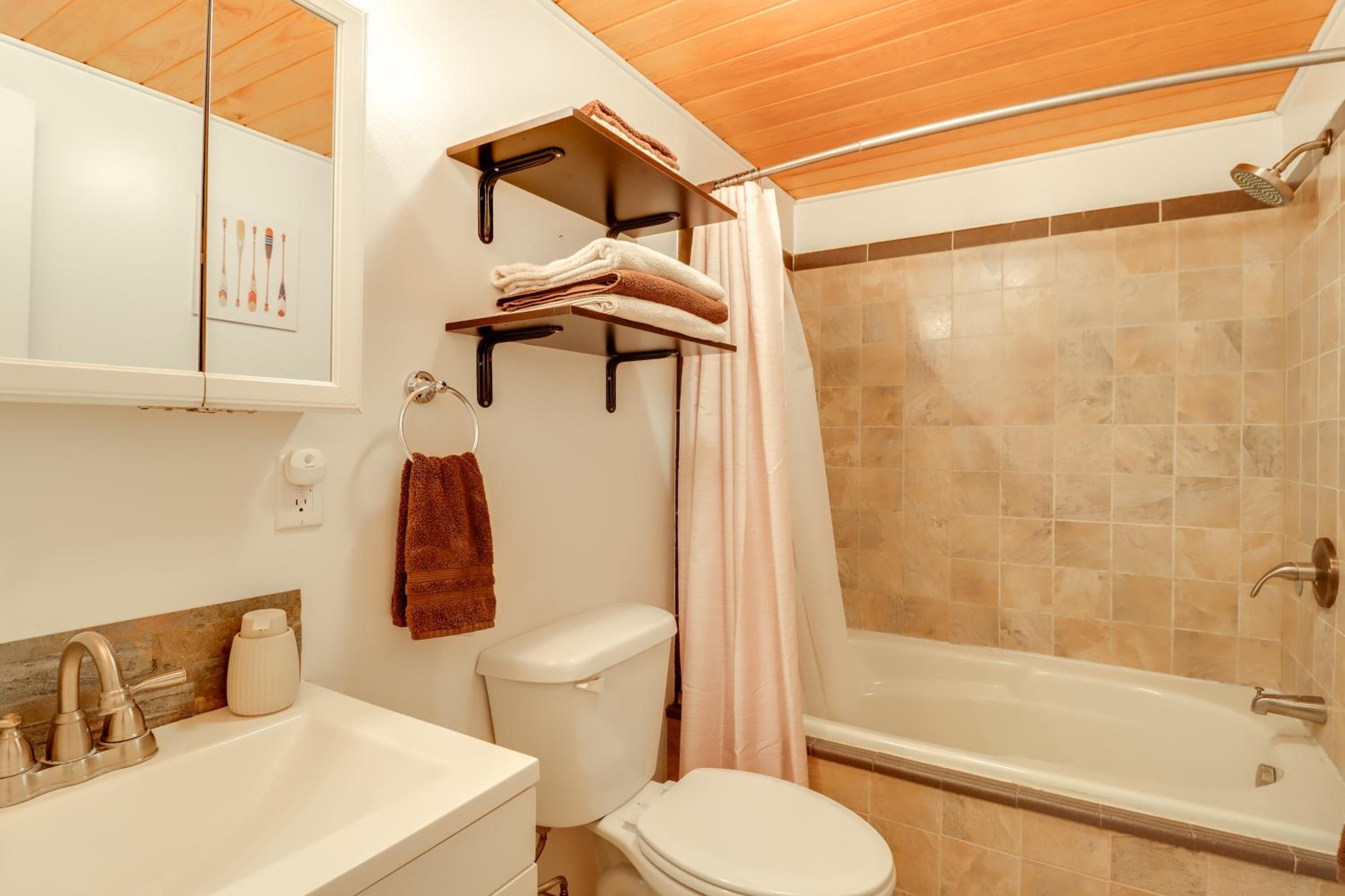 1 Mi to Lake, Golf and Ski Access The Hideout Home!