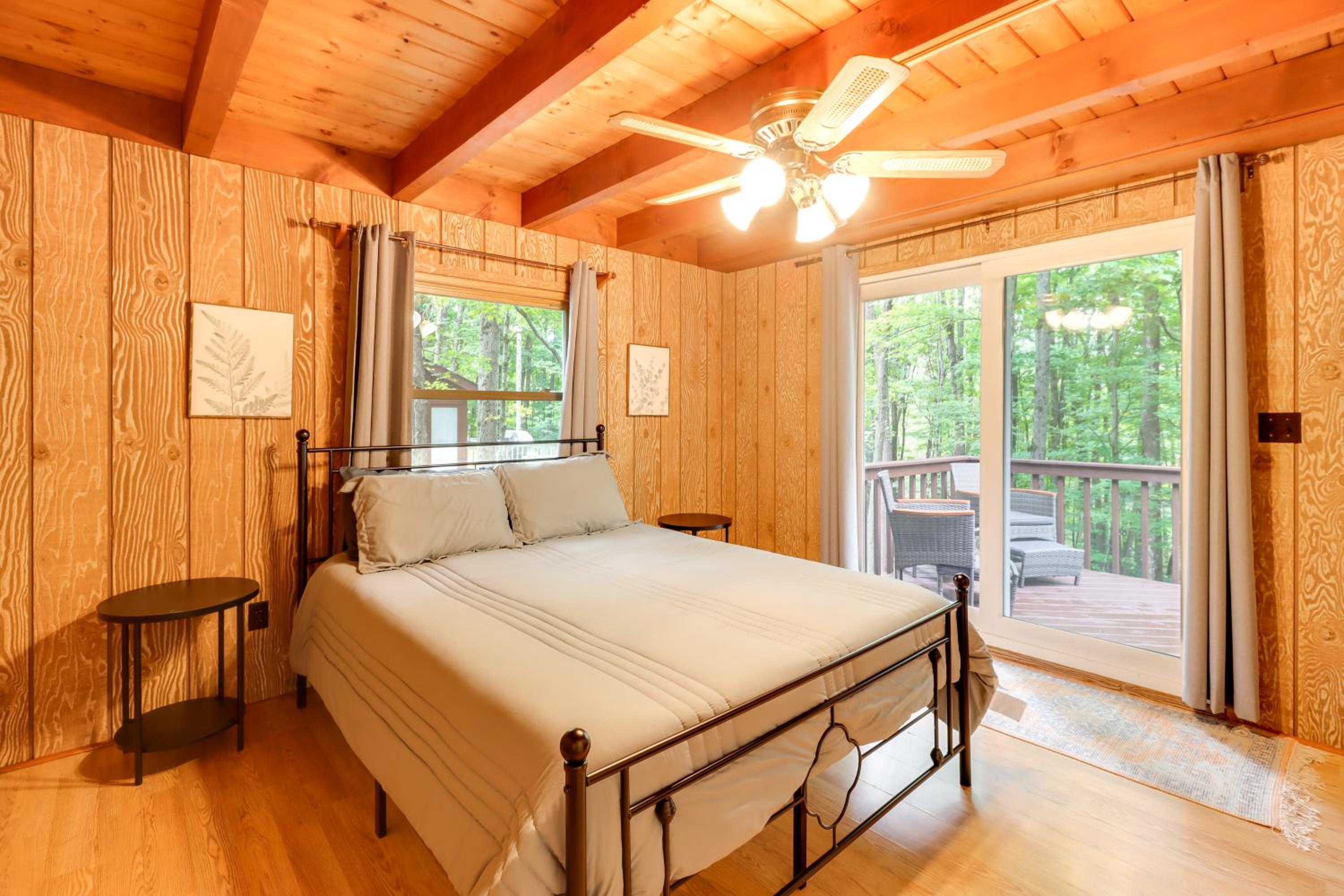 1 Mi to Lake, Golf and Ski Access The Hideout Home!