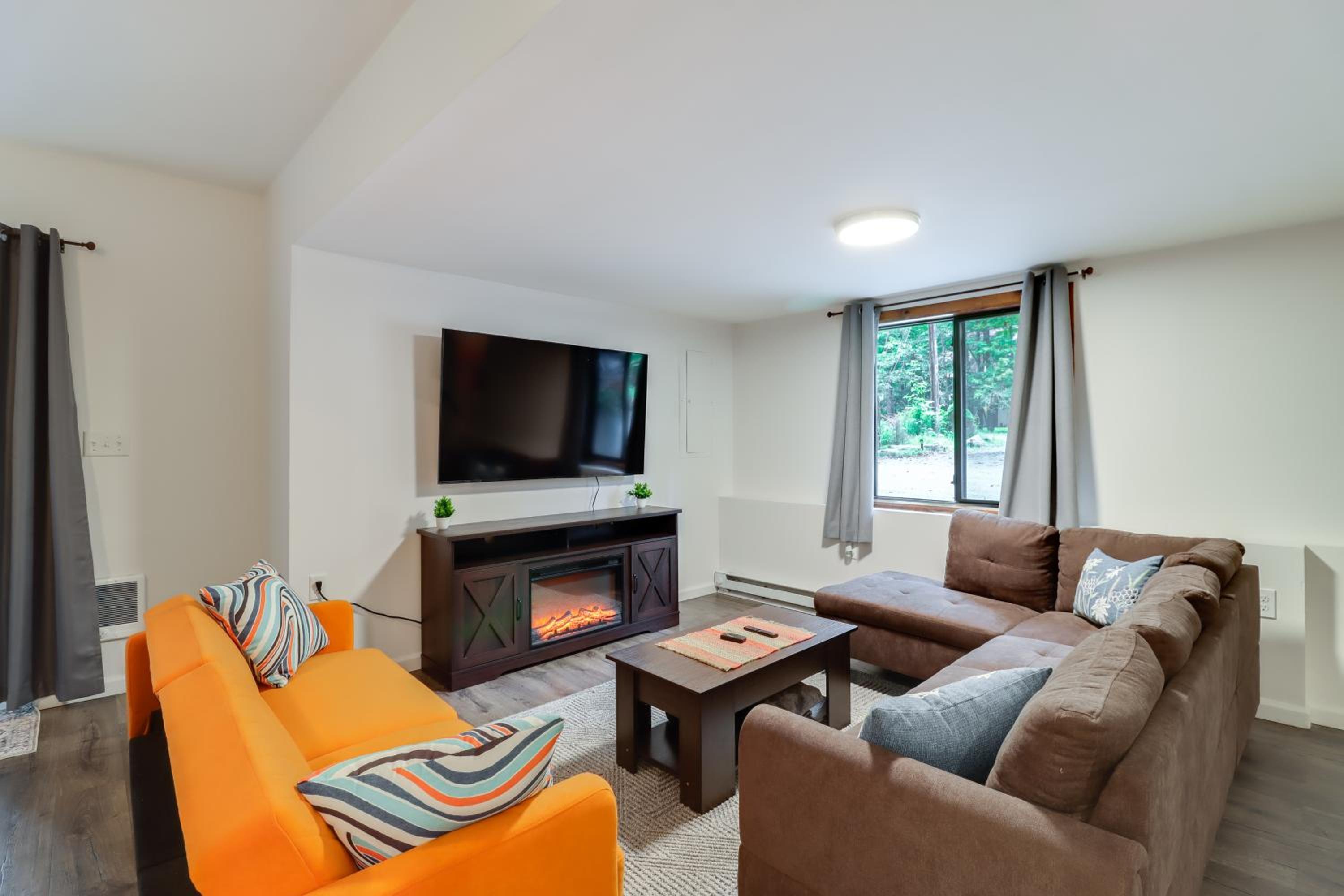 1 Mi to Lake, Golf and Ski Access The Hideout Home!