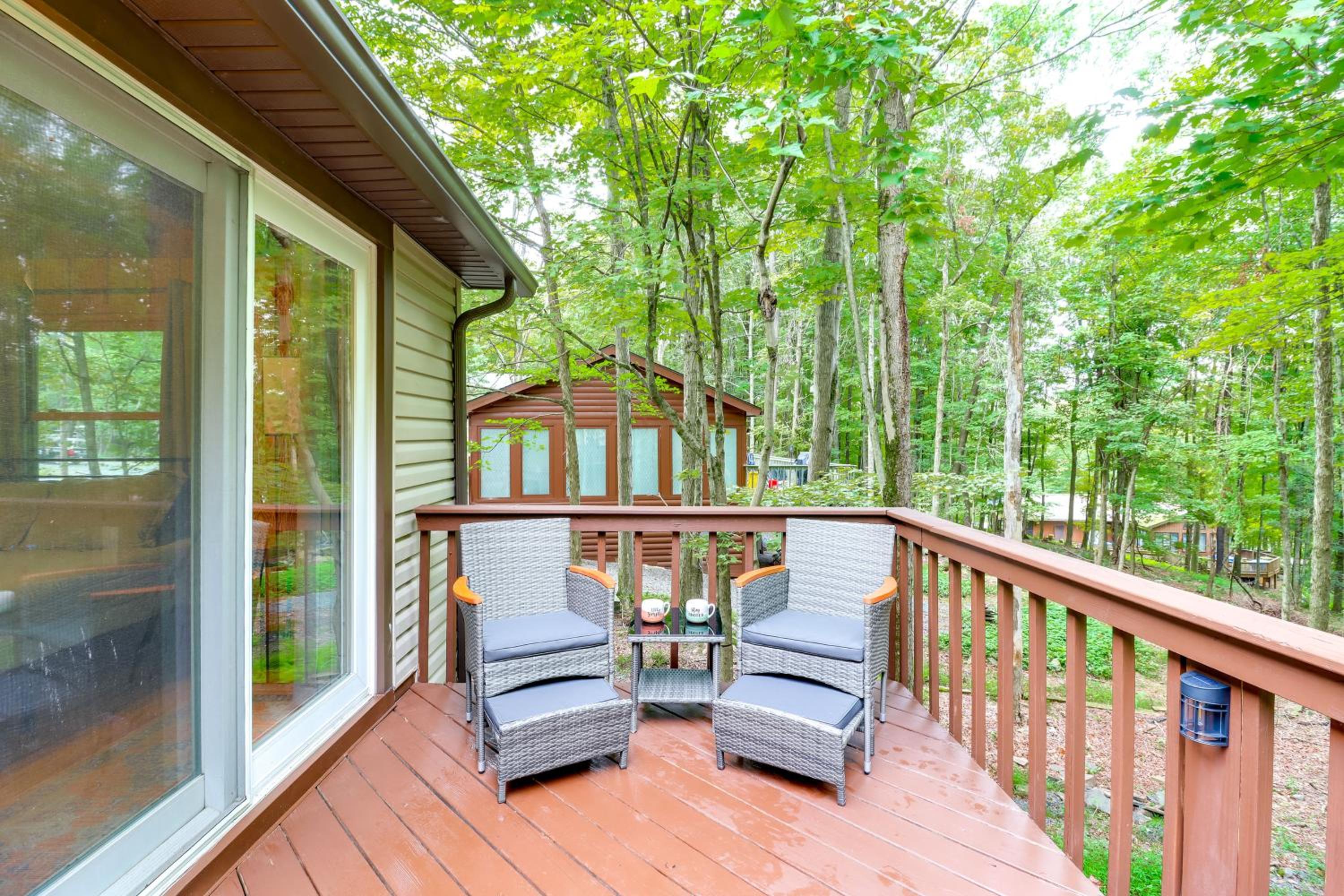 1 Mi to Lake, Golf and Ski Access The Hideout Home!