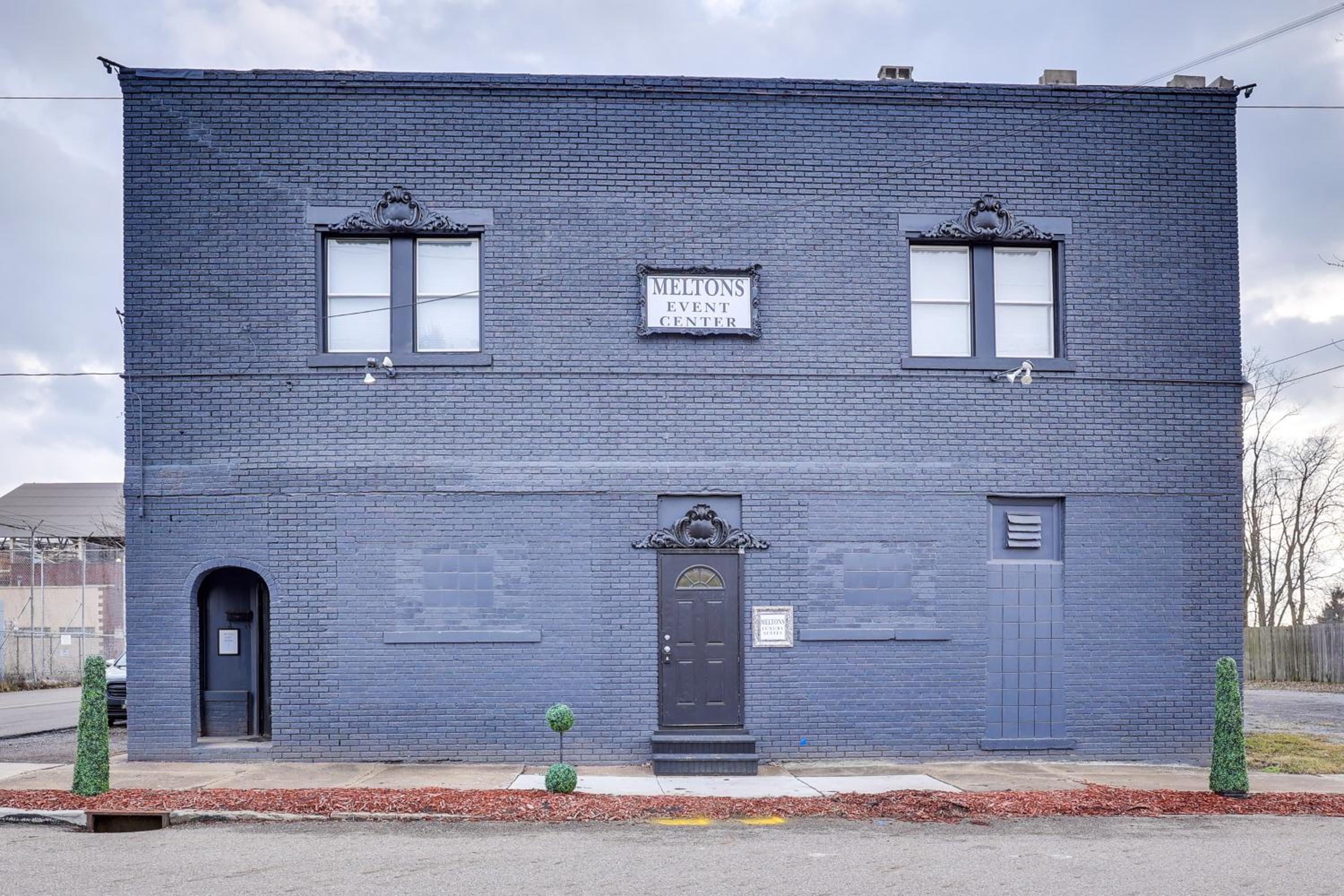 Canton Condo Near Football Hall of Fame and Dtwn!