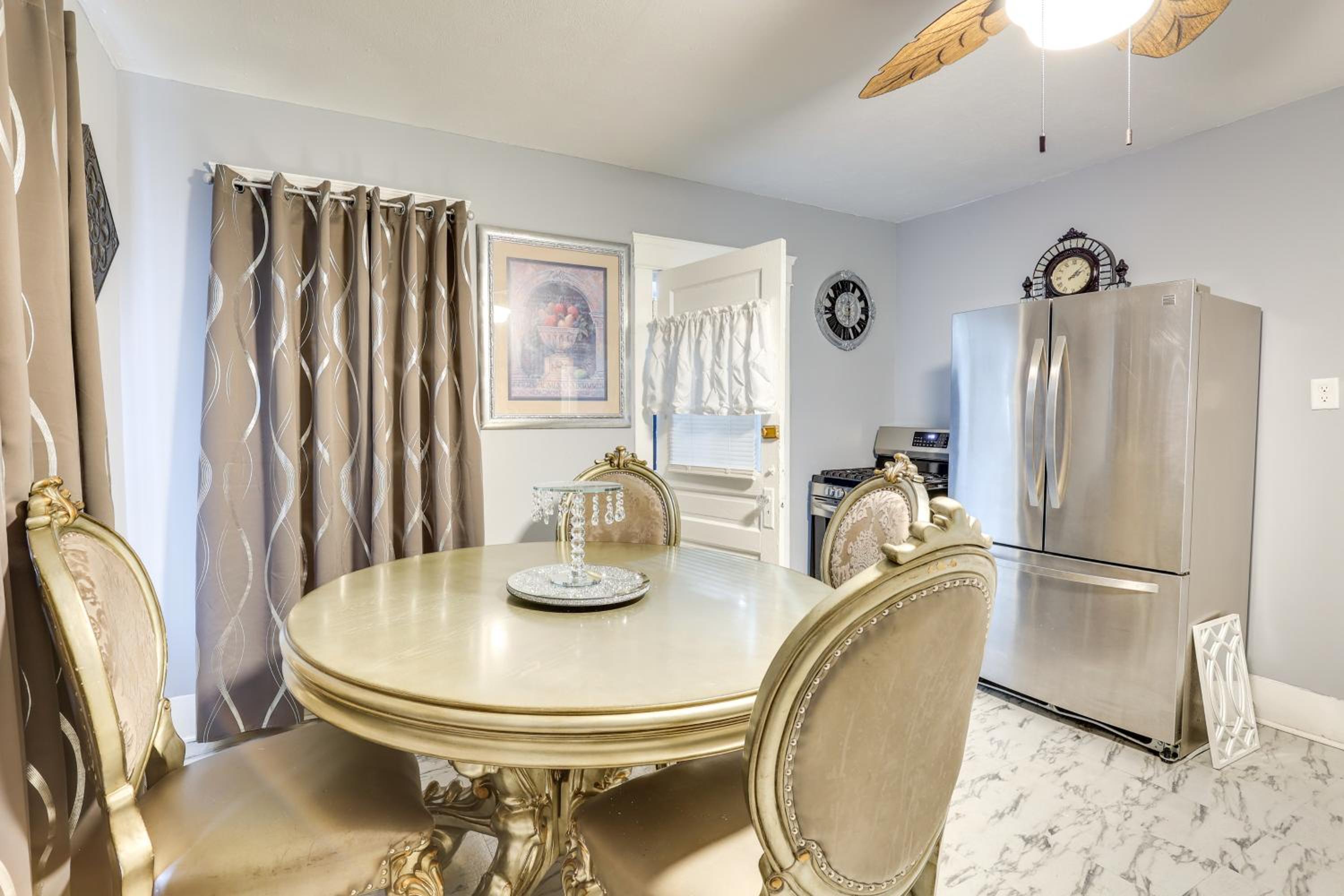 Canton Condo Near Football Hall of Fame and Dtwn!