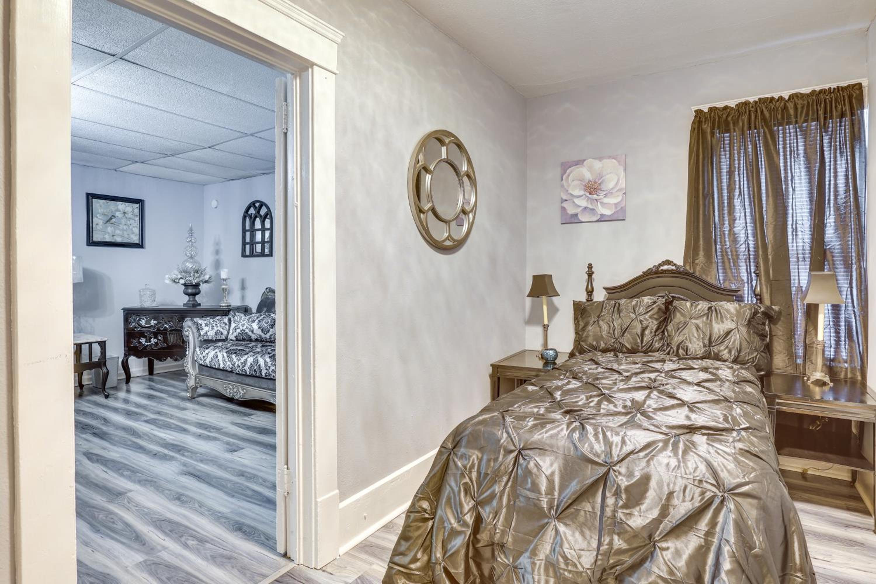 Canton Condo Near Football Hall of Fame and Dtwn!