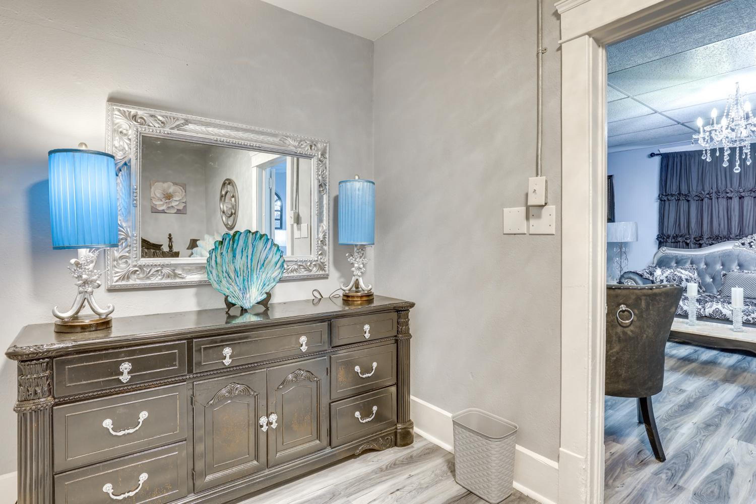 Canton Condo Near Football Hall of Fame and Dtwn!