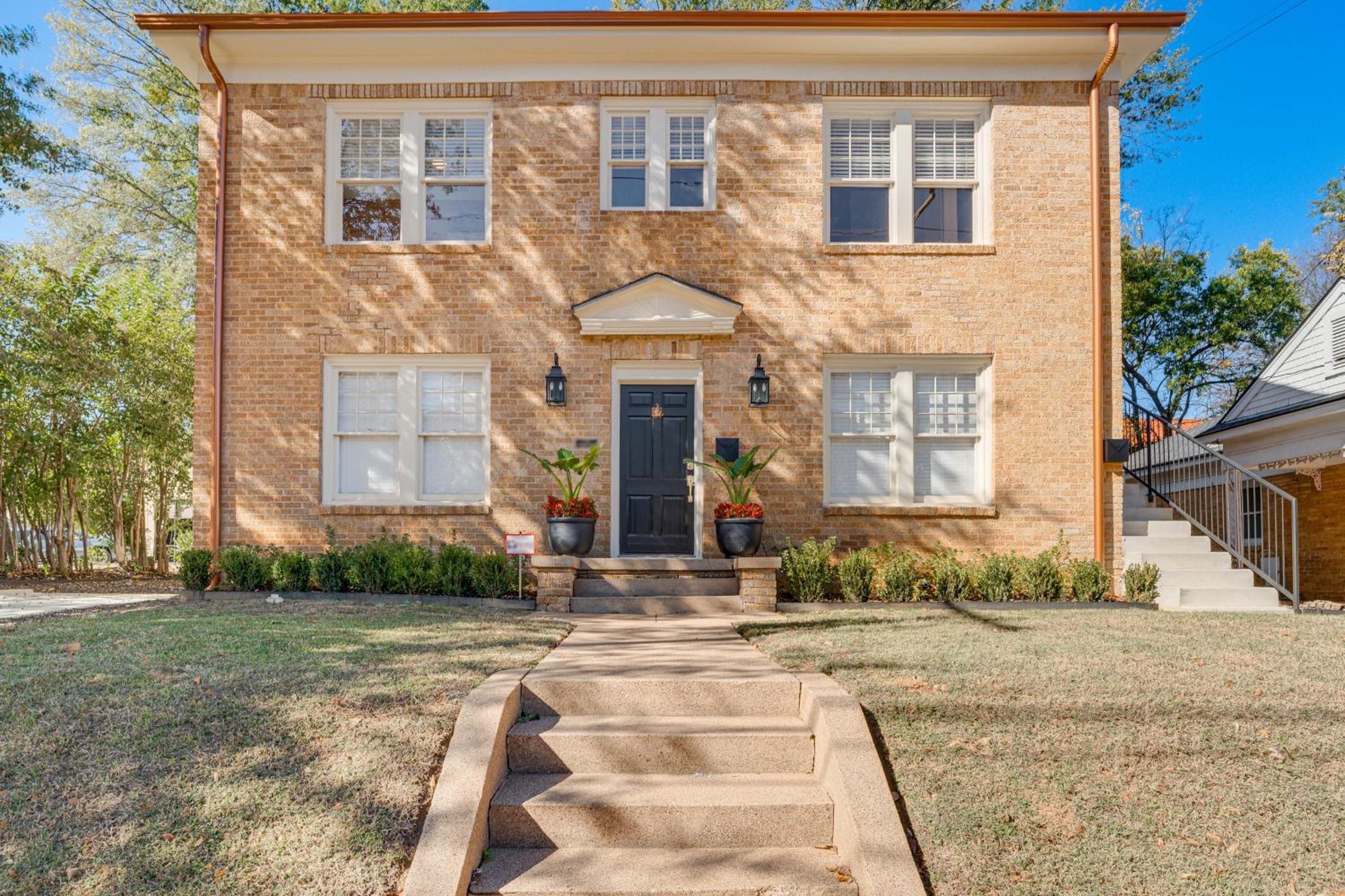 Walk to Downtown Tyler! Updated Historic Apt, photo 8