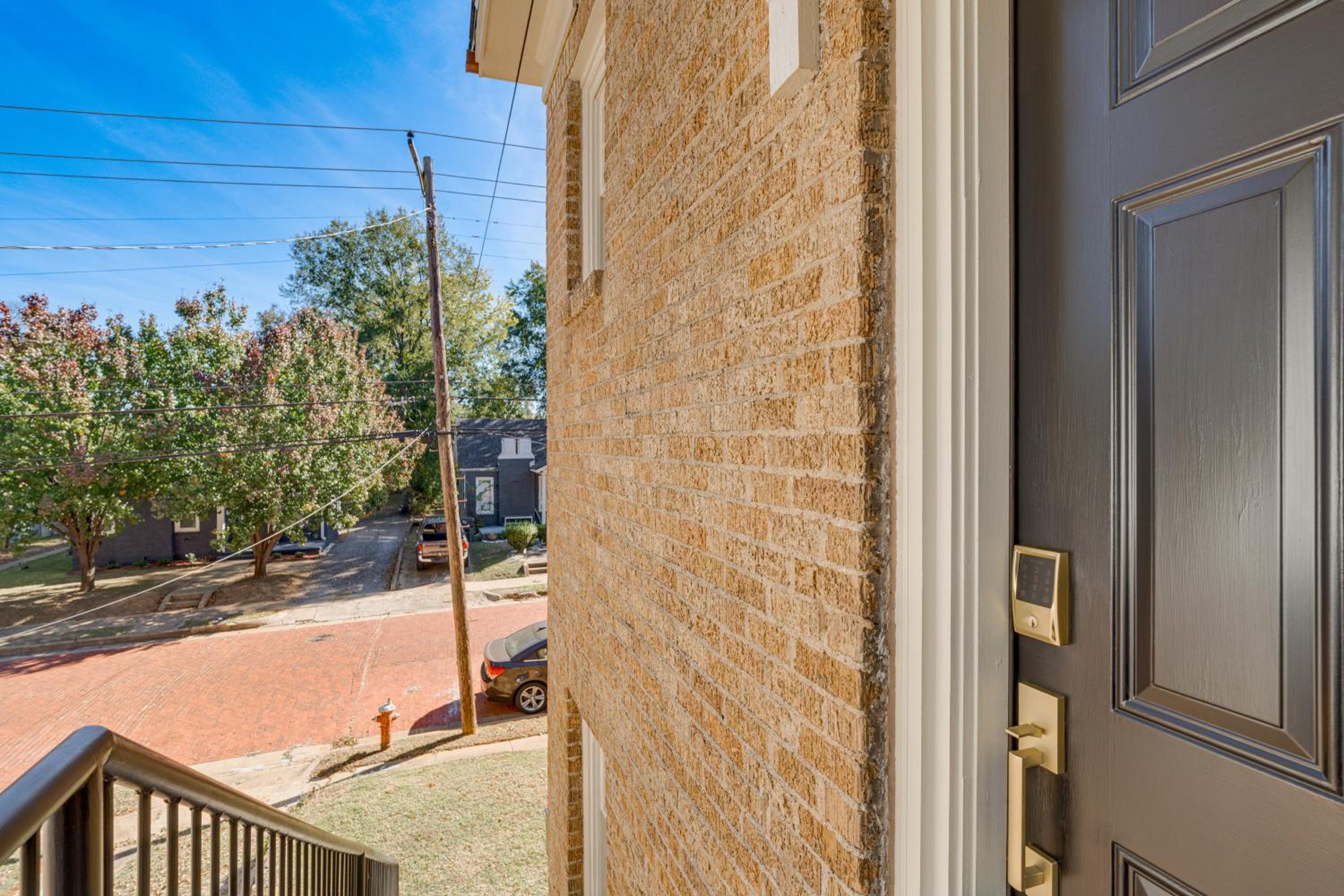 Walk to Downtown Tyler! Updated Historic Apt, photo 17