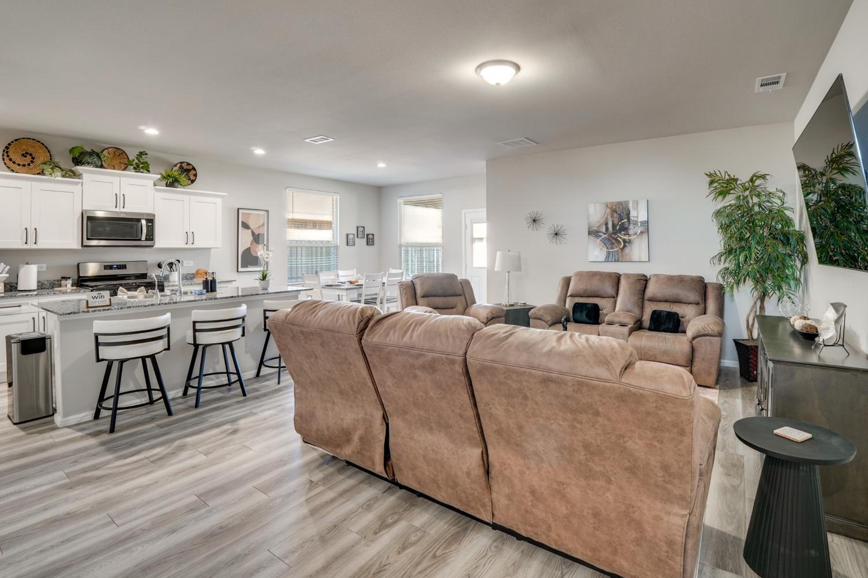Work, Explore and Unwind Lovely Permian Basin Home