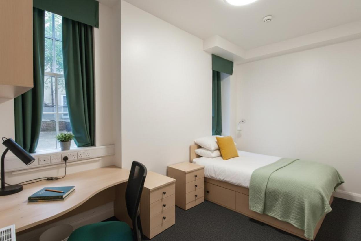 AXO Waterloo Ensuite Rooms in London