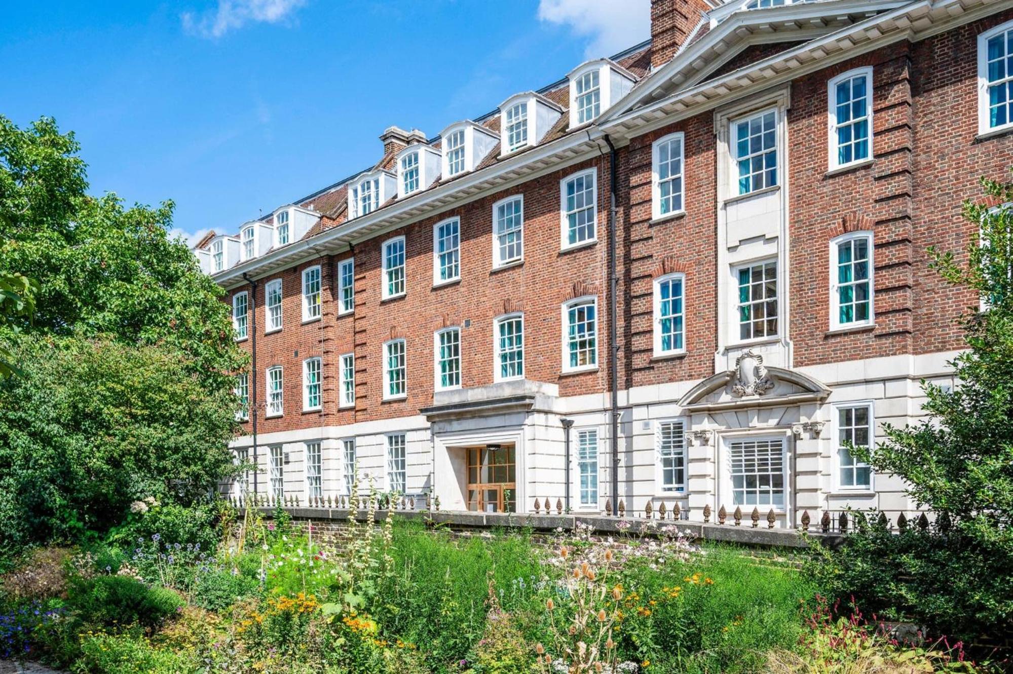 AXO Waterloo Ensuite Rooms in London