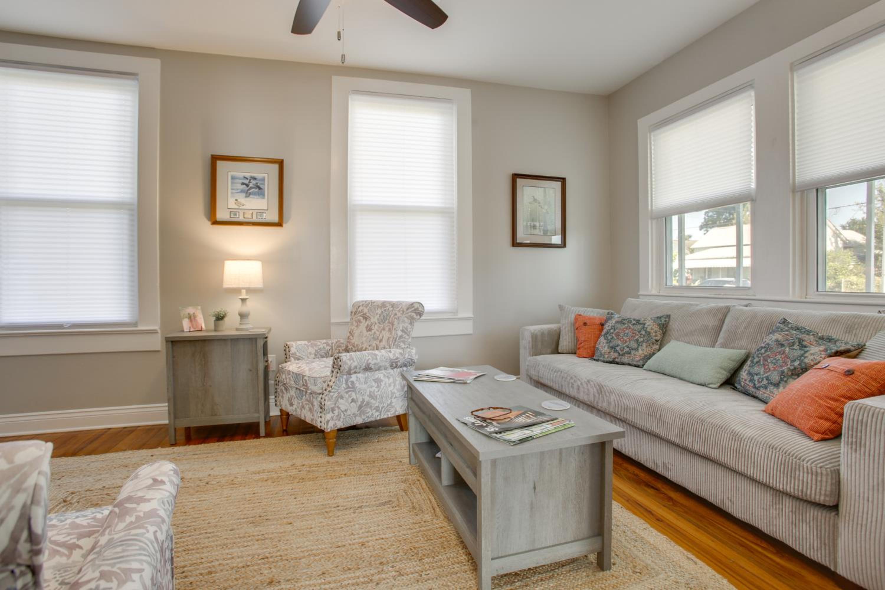 Cajun Country Getaway! Historic Lutcher Bungalow