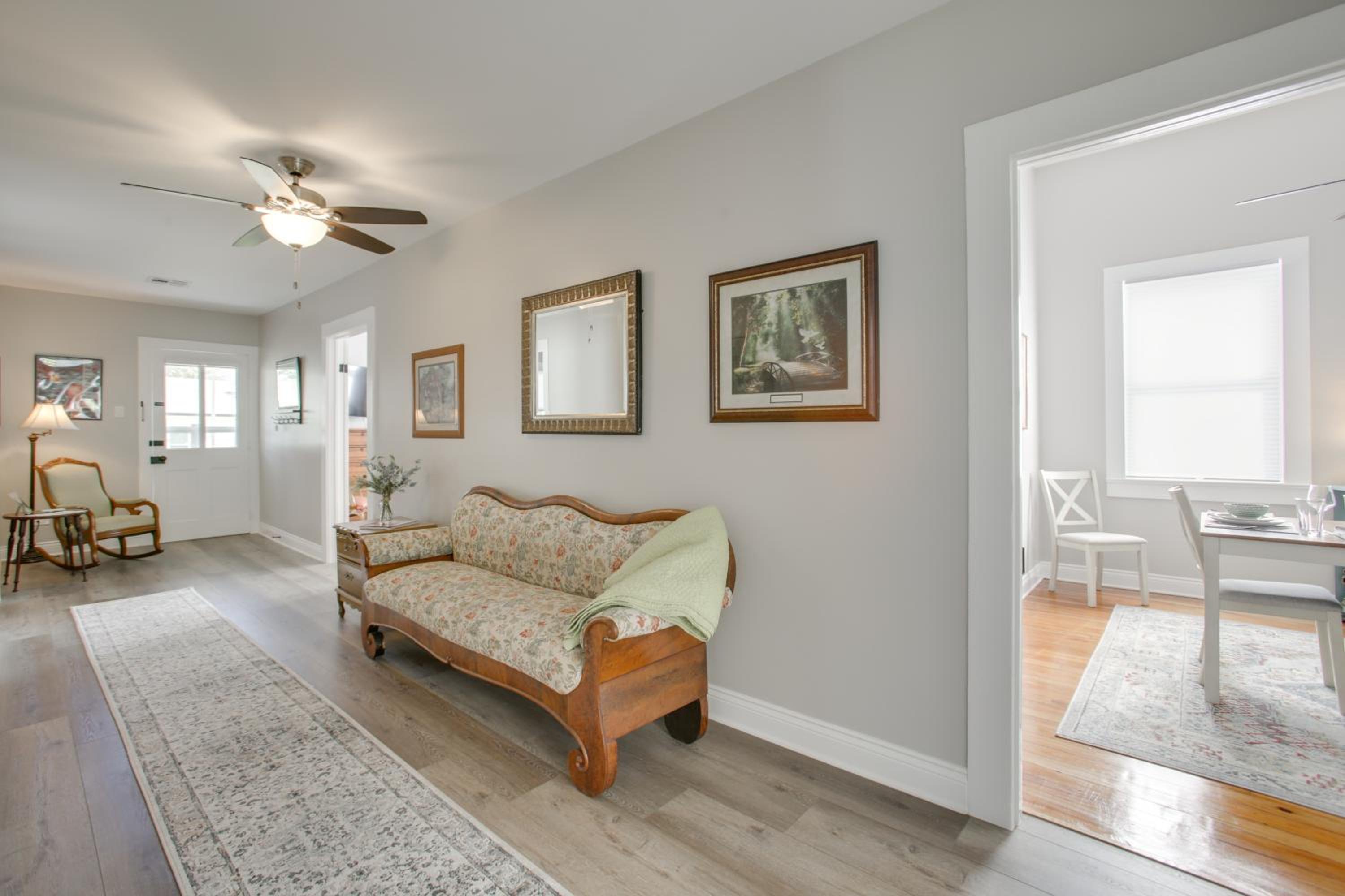 Cajun Country Getaway! Historic Lutcher Bungalow
