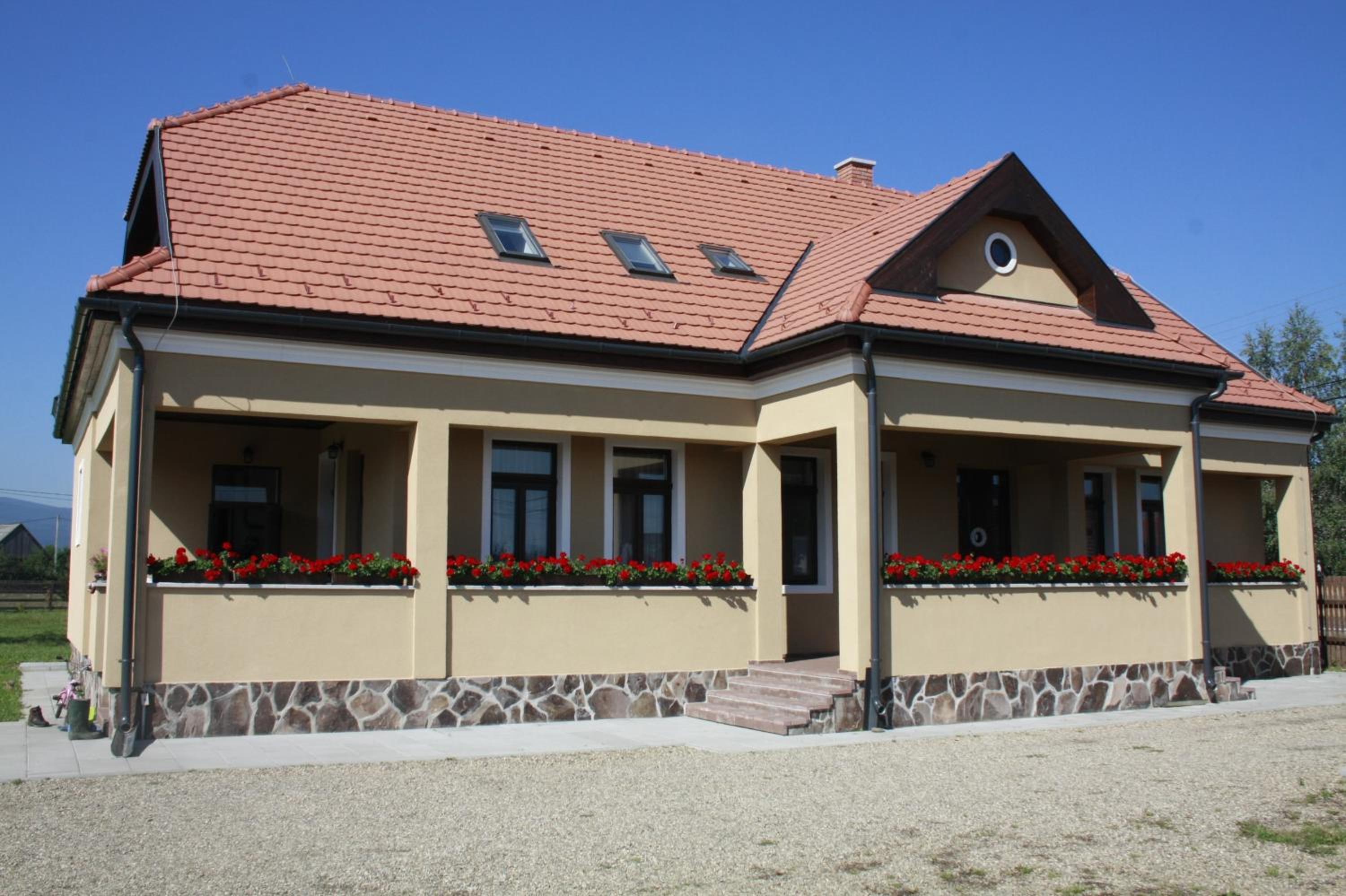 Pensiunea Horváth-Kert view 4