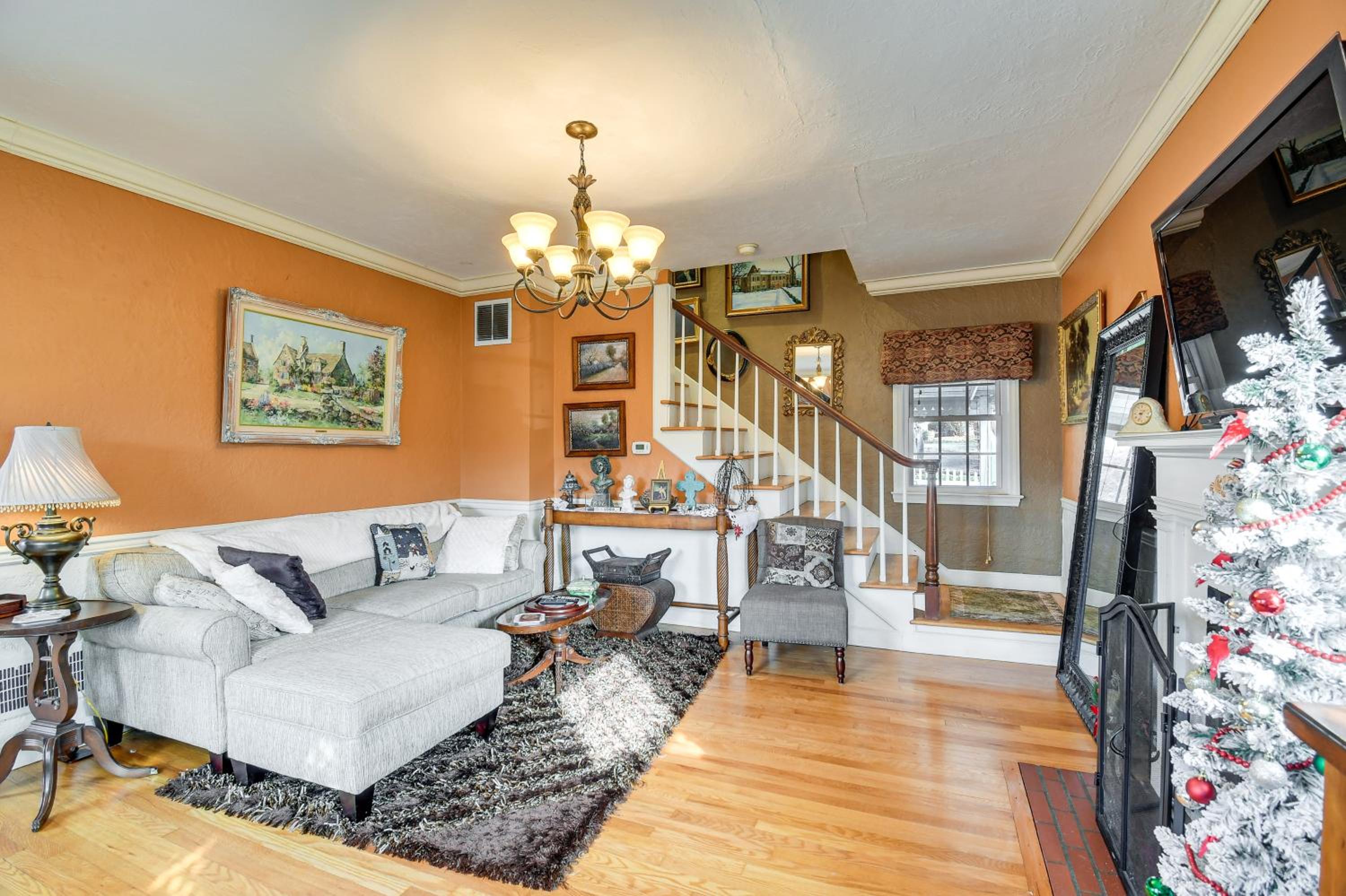 Monthly Stay Special! Cozy Cottage in Huntington