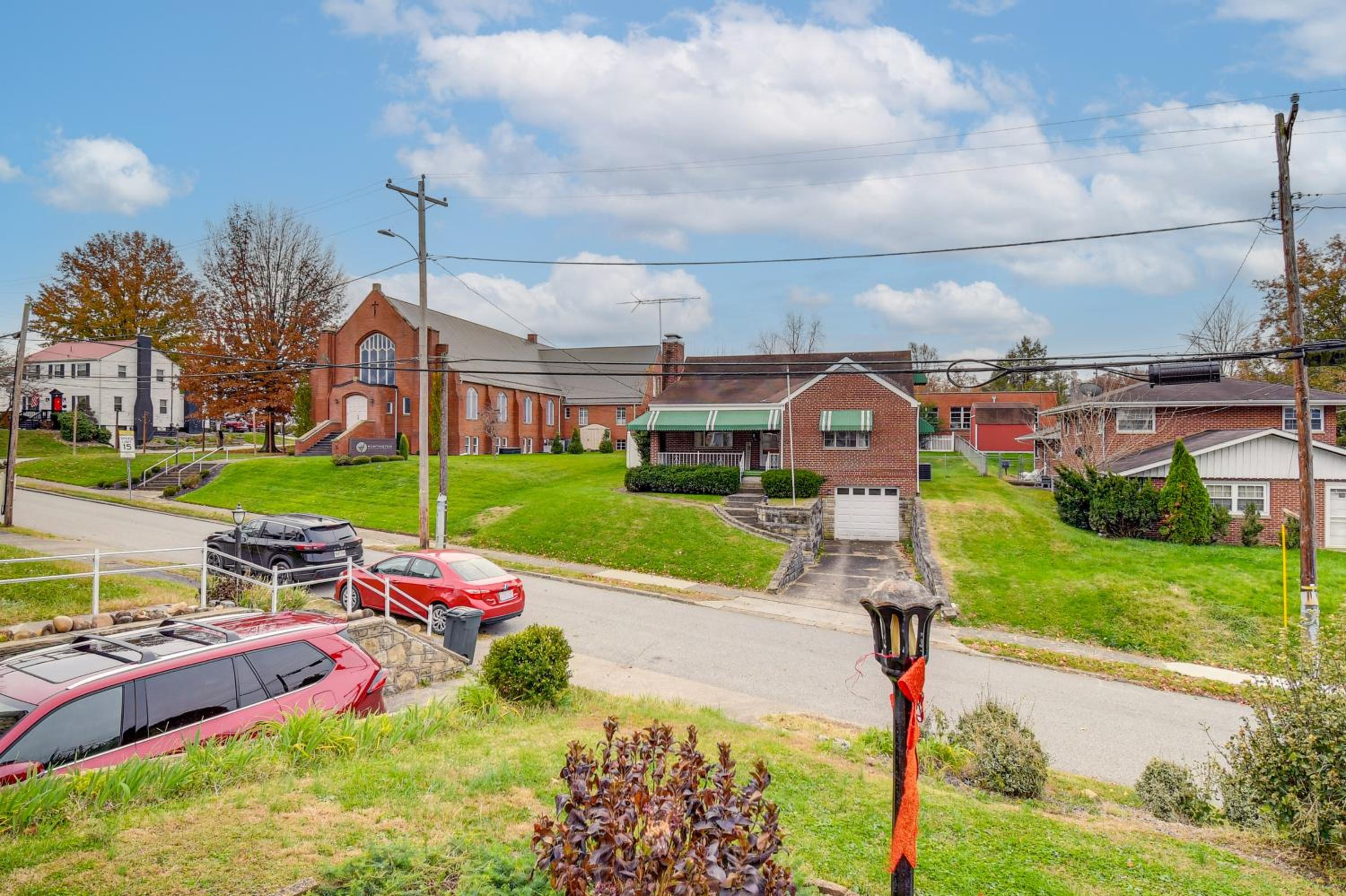 Monthly Stay Special! Cozy Cottage in Huntington