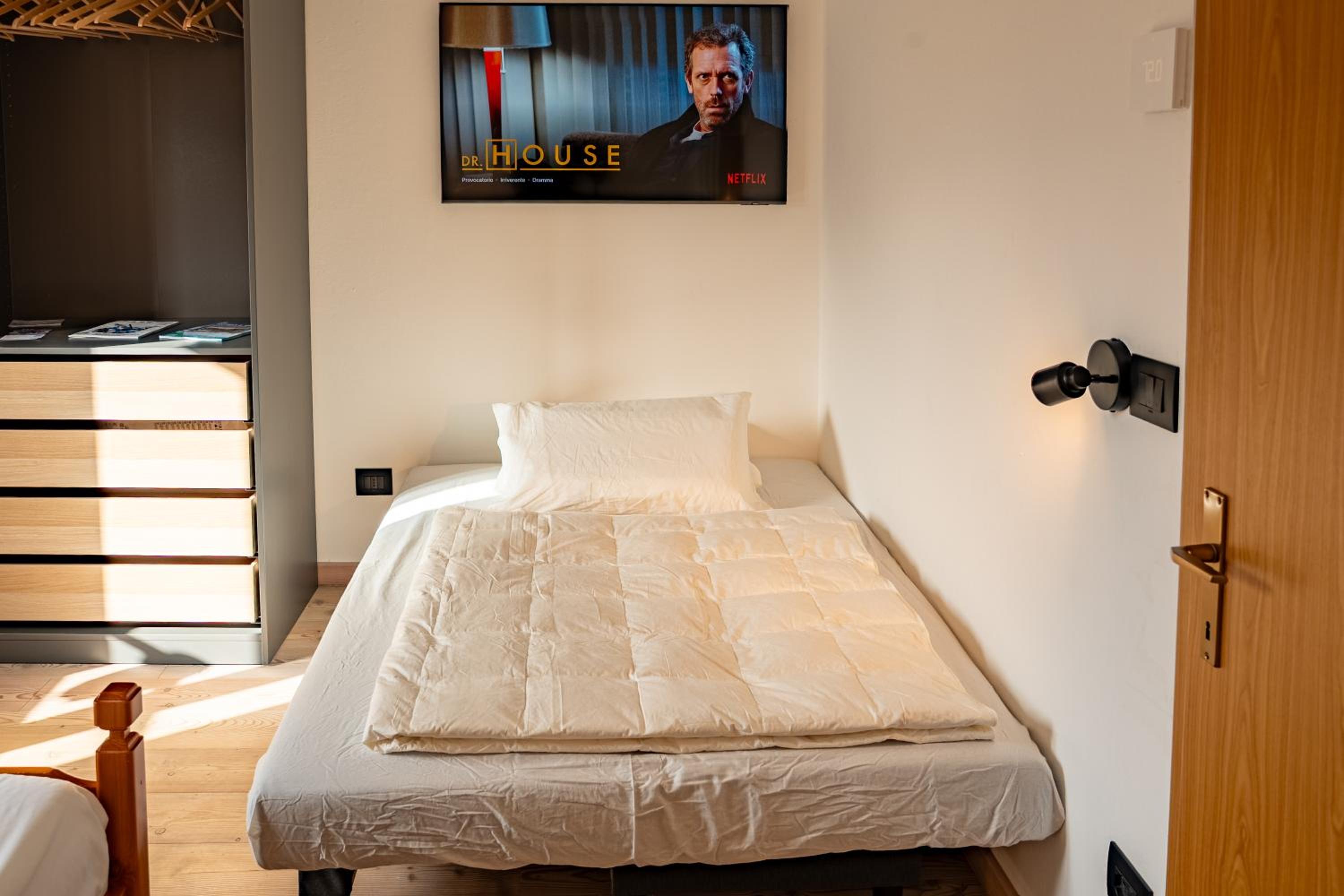 MH Luxury Apartments