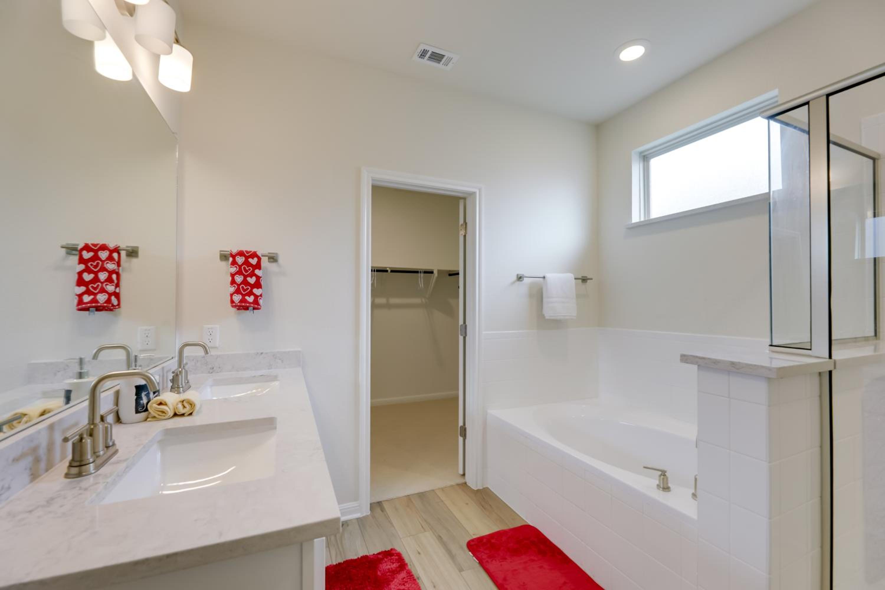 Buda Business-Ready House Office, Home Gym and Yard