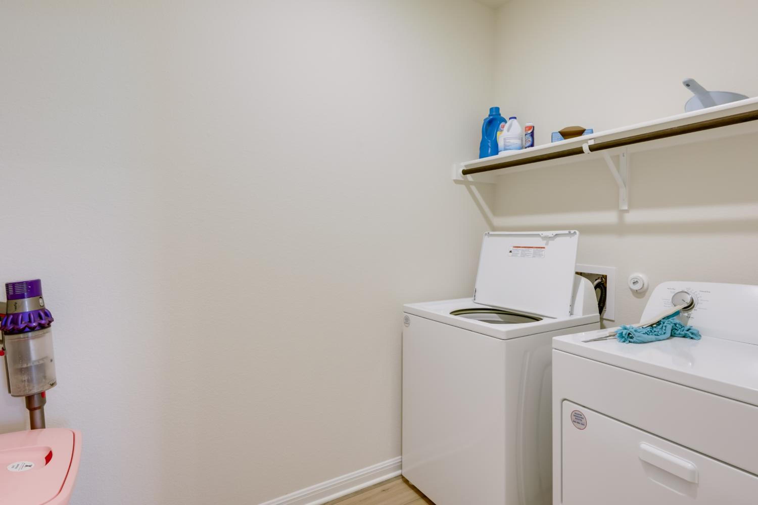Buda Business-Ready House Office, Home Gym and Yard