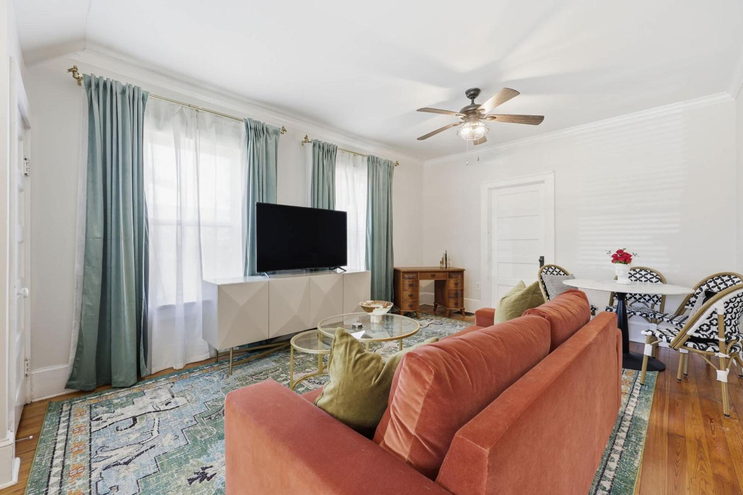 The Pearl 2 Unit Stay for 10