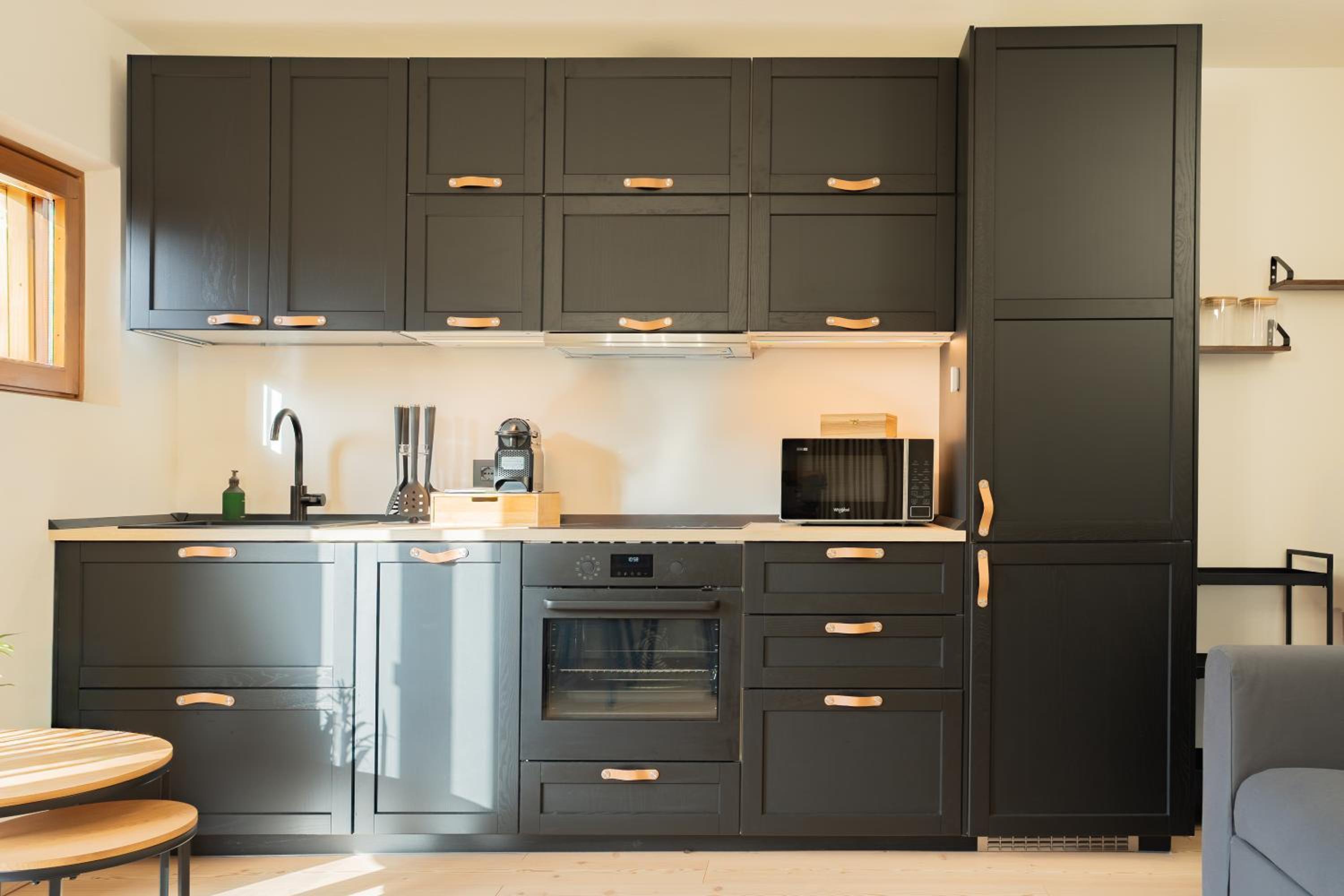 MH Luxury Apartments